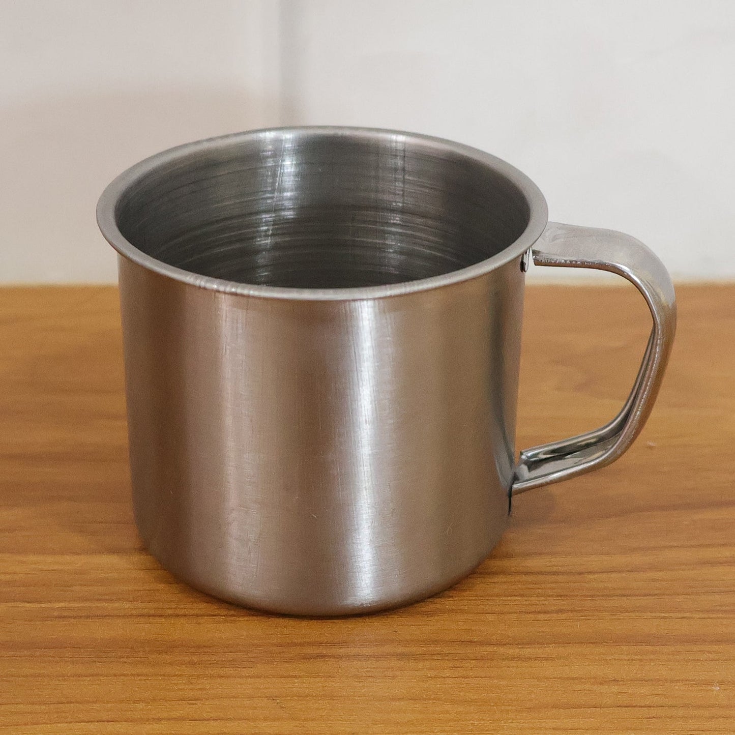 Simple and practical stainless steel beverage mug for home and outdoors