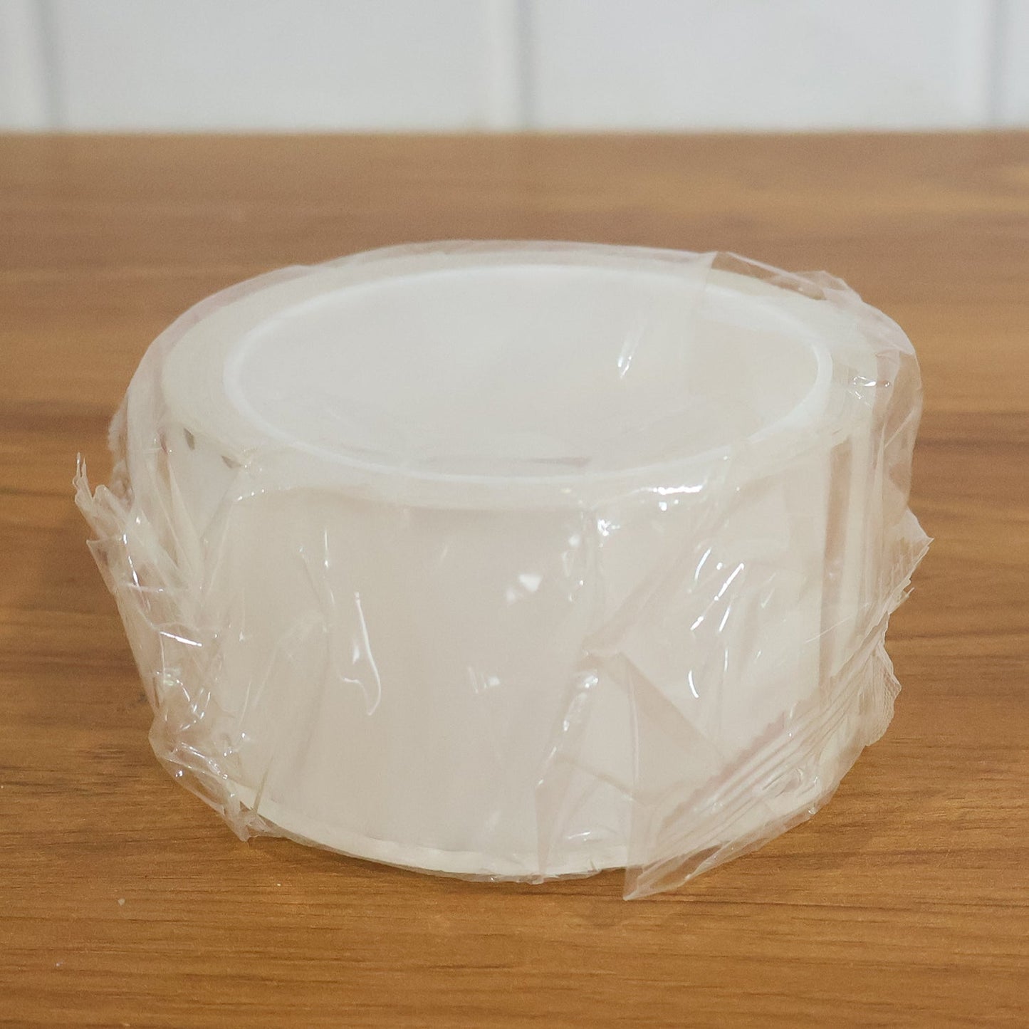 Multipurpose clear double sided adhesive tape roll for wall fixing