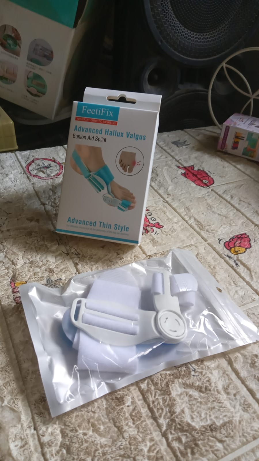 Adjustable bunion toe correction cover for long-term support