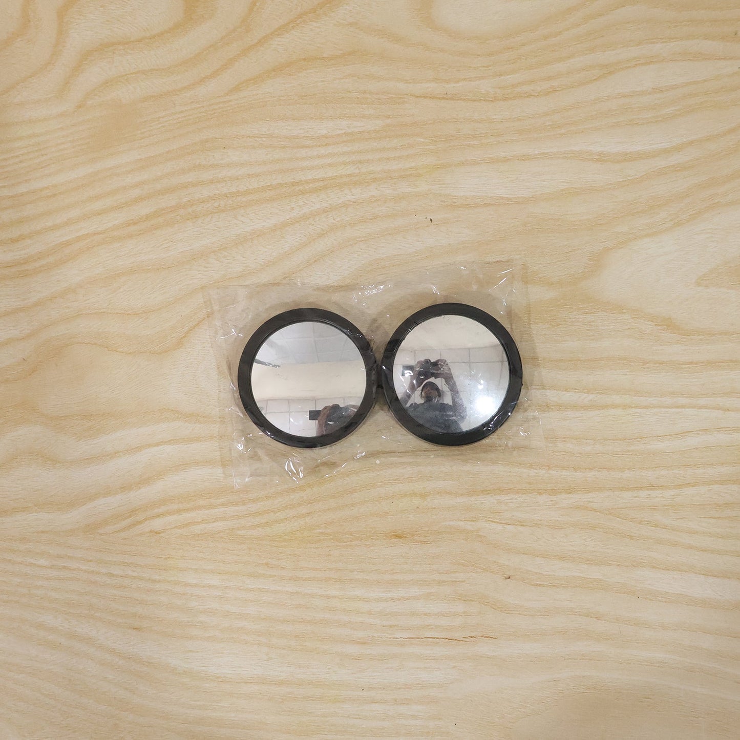 Car with installed 360¡ adjustable blind spot mirrors
