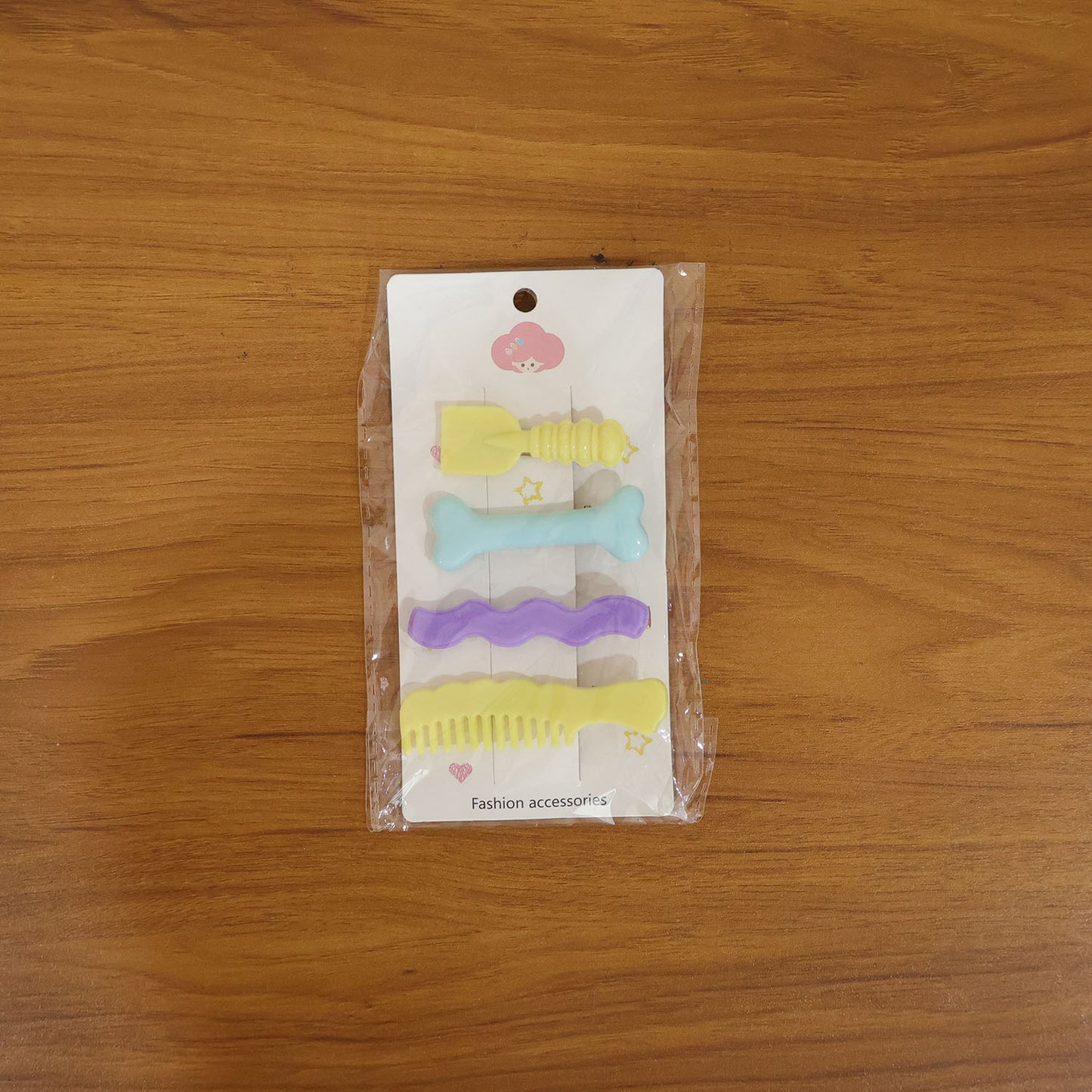 Fashion hair accessory combo featuring alligator hair clips