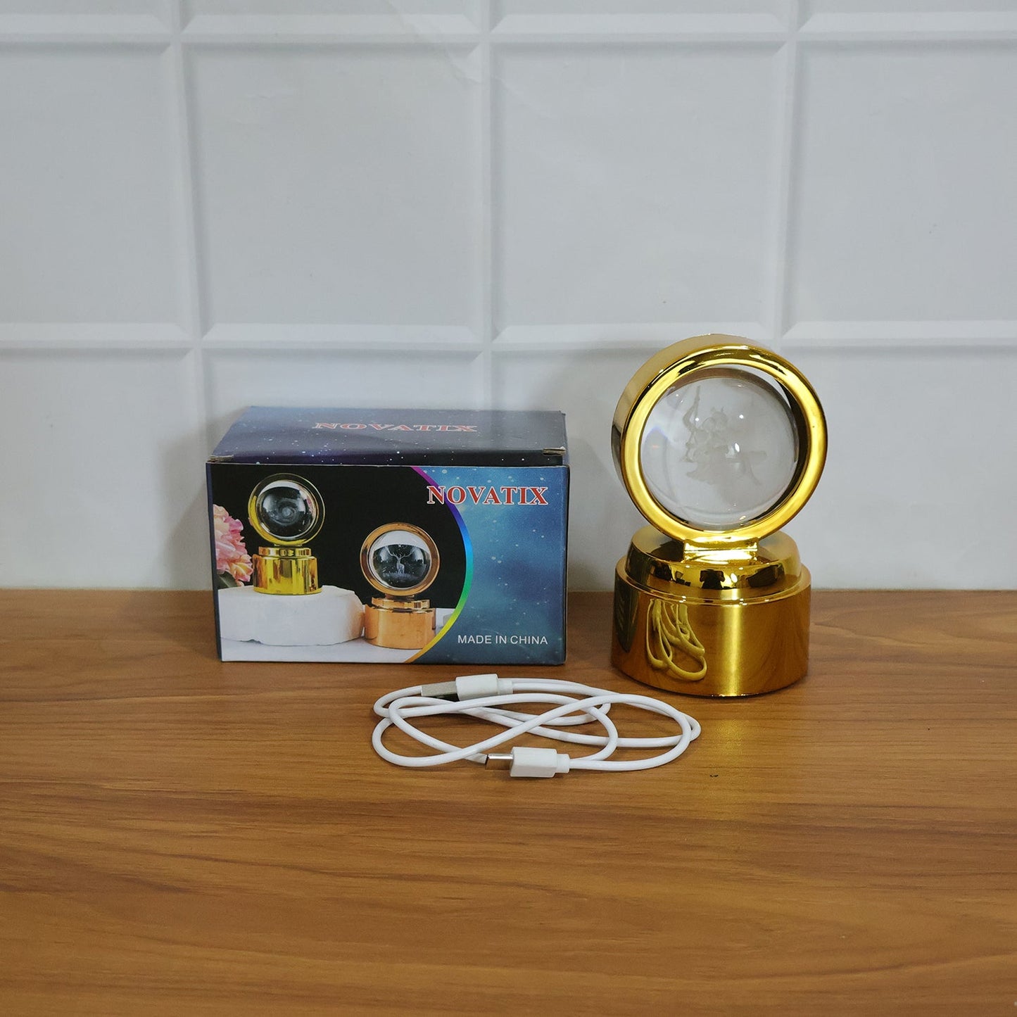 Beautifully illuminated spiritual design crystal ball LED lamp