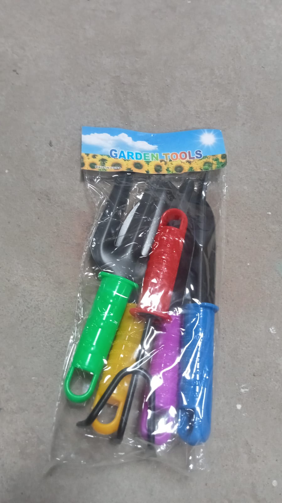 The entire gardening hand tools set from XcelCraft, perfect for home and professional gardeners.
