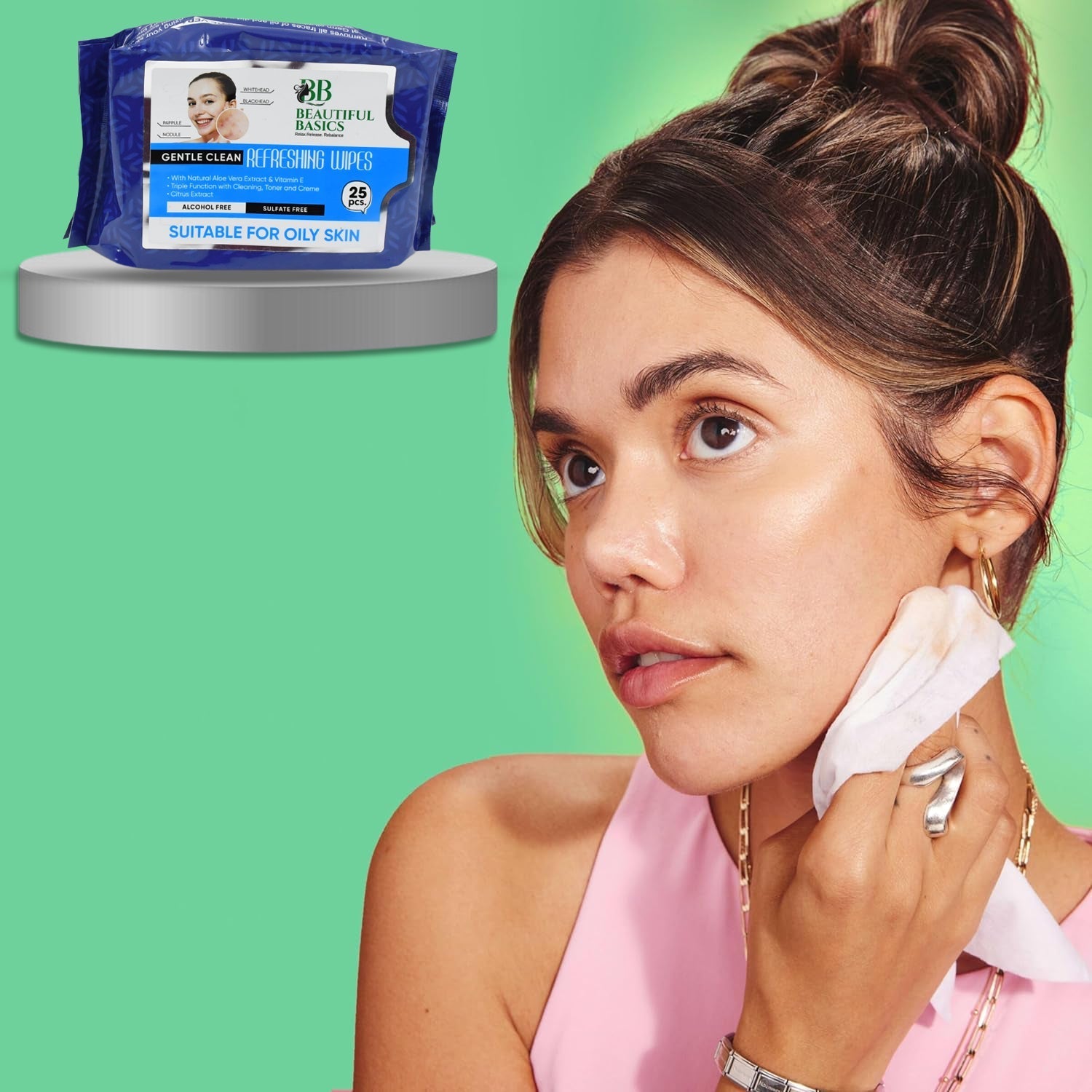Main product shot of the refreshing alcohol-free wet wipes pack.