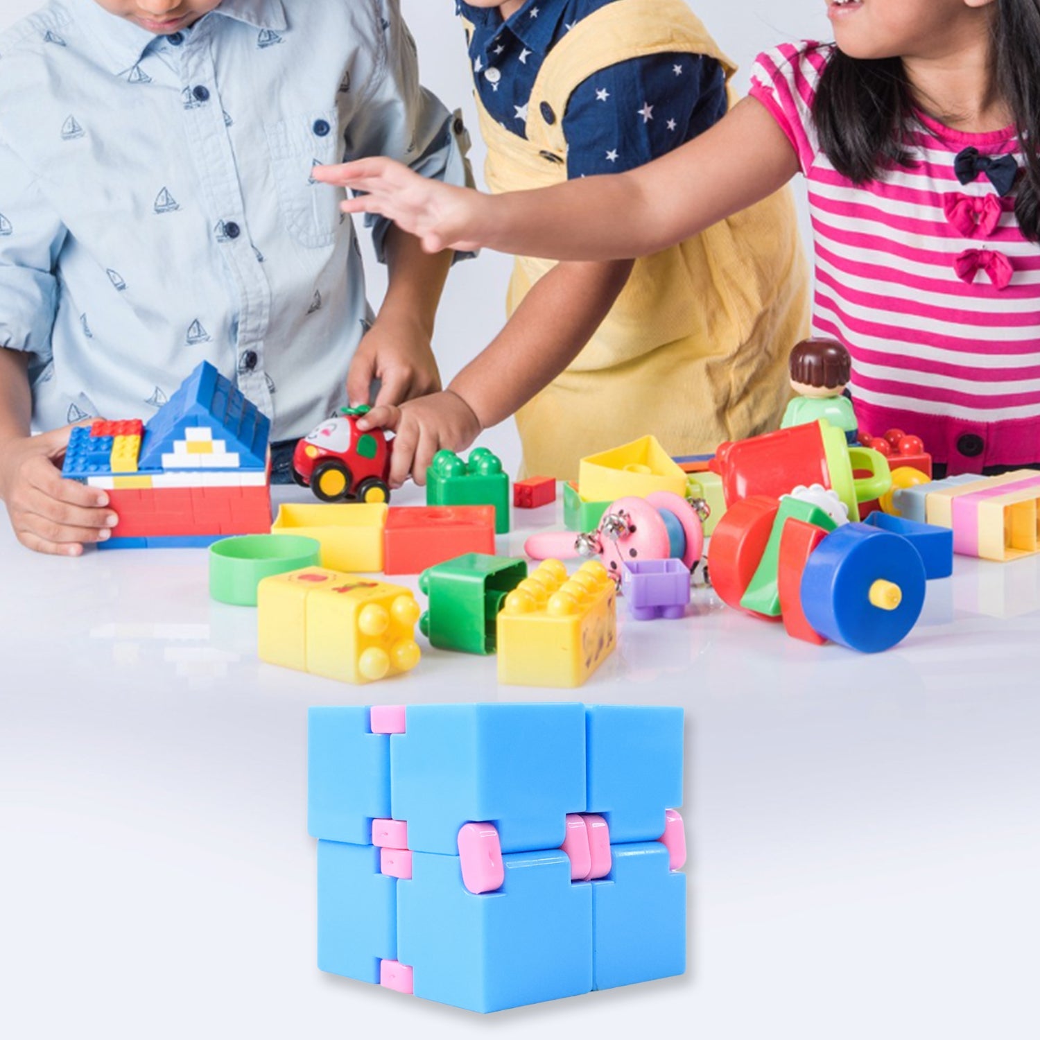 Endless flip Infinity Cube fidget toy to improve concentration and calmness