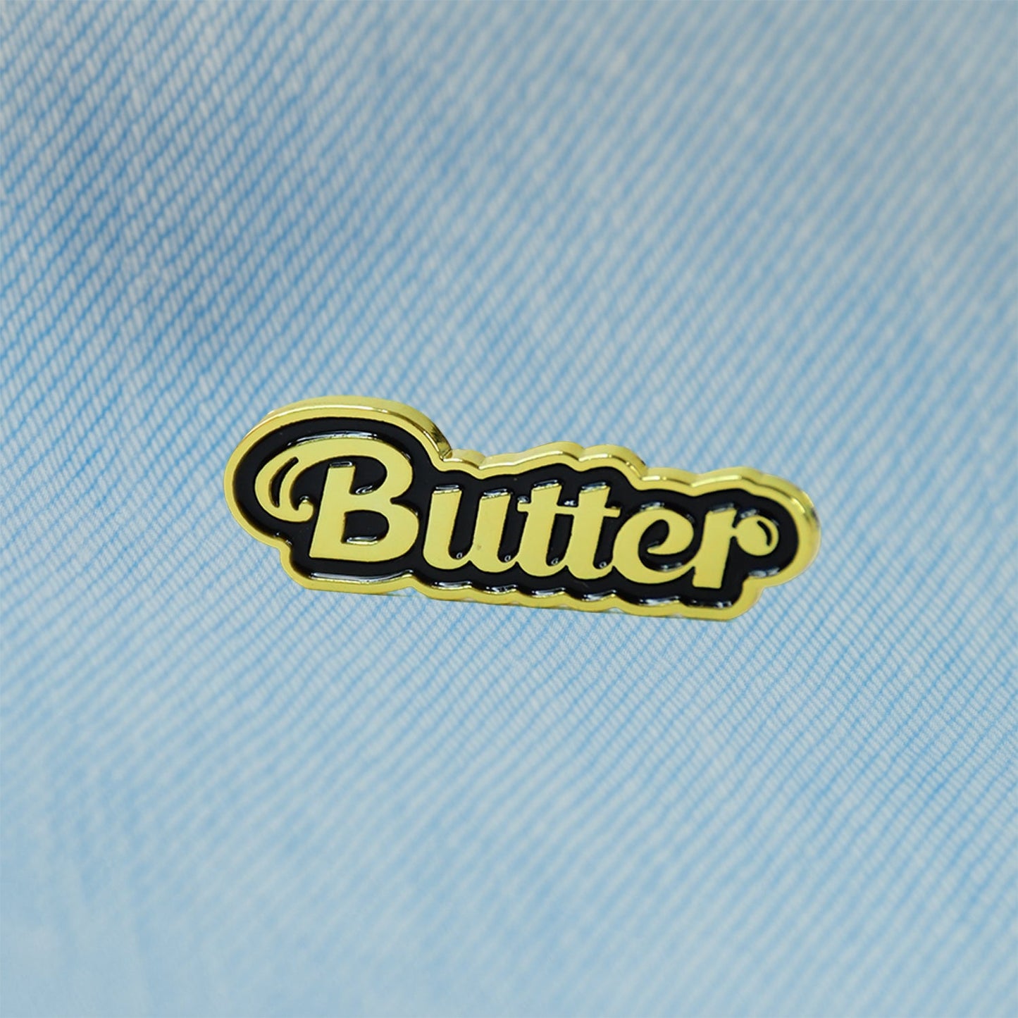 Crestix design metal enamel pin with bright enamel colors