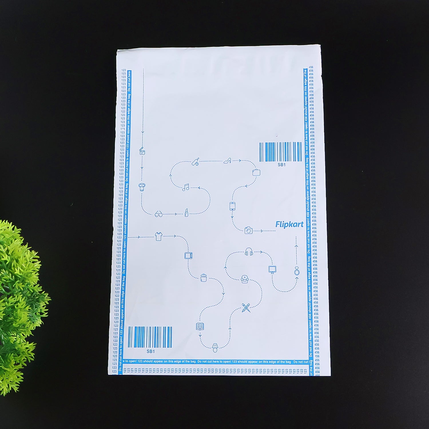 Flipkart logo on small tamper-proof courier bags set of 100