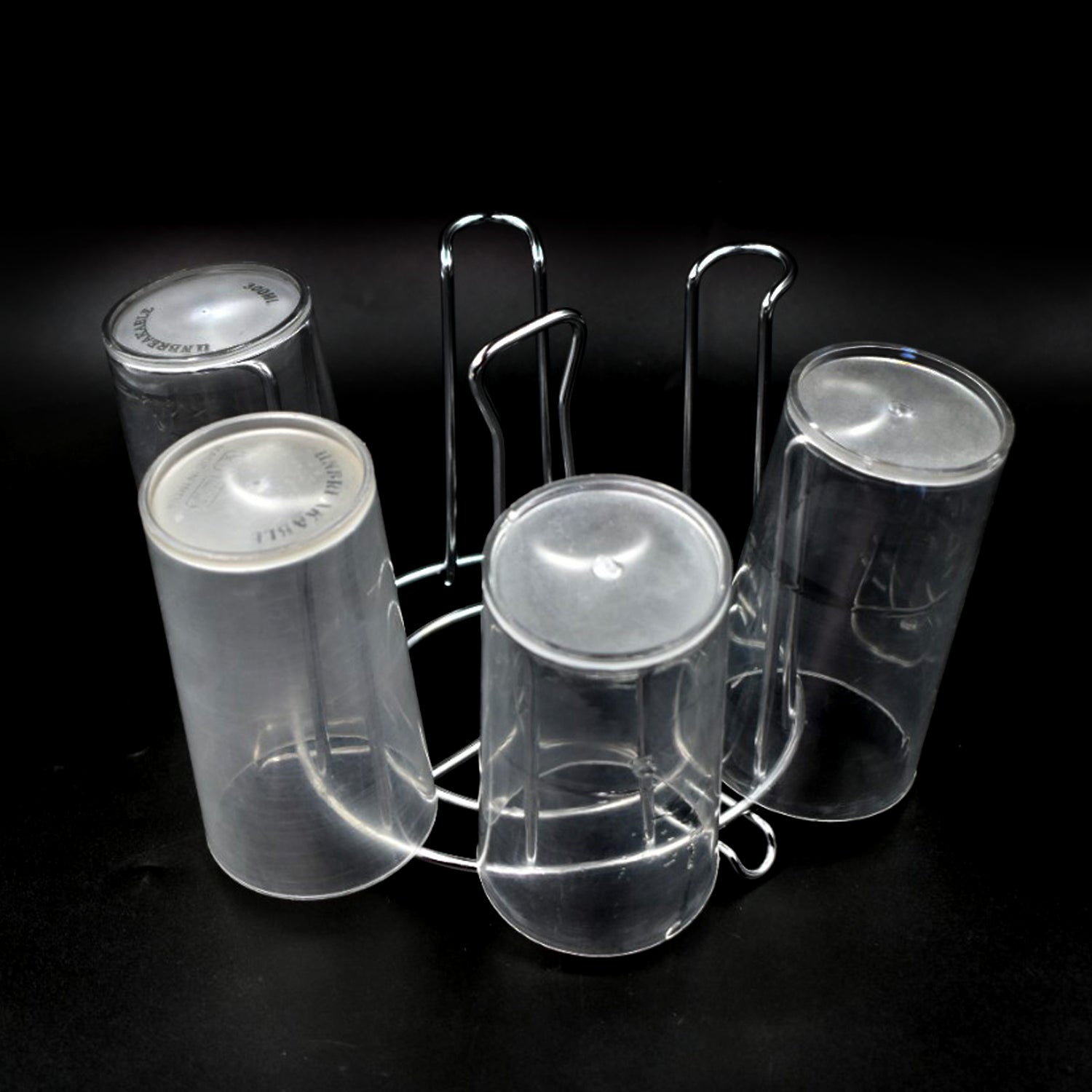 Front view of the round glass holder, perfect for delicate glasses.