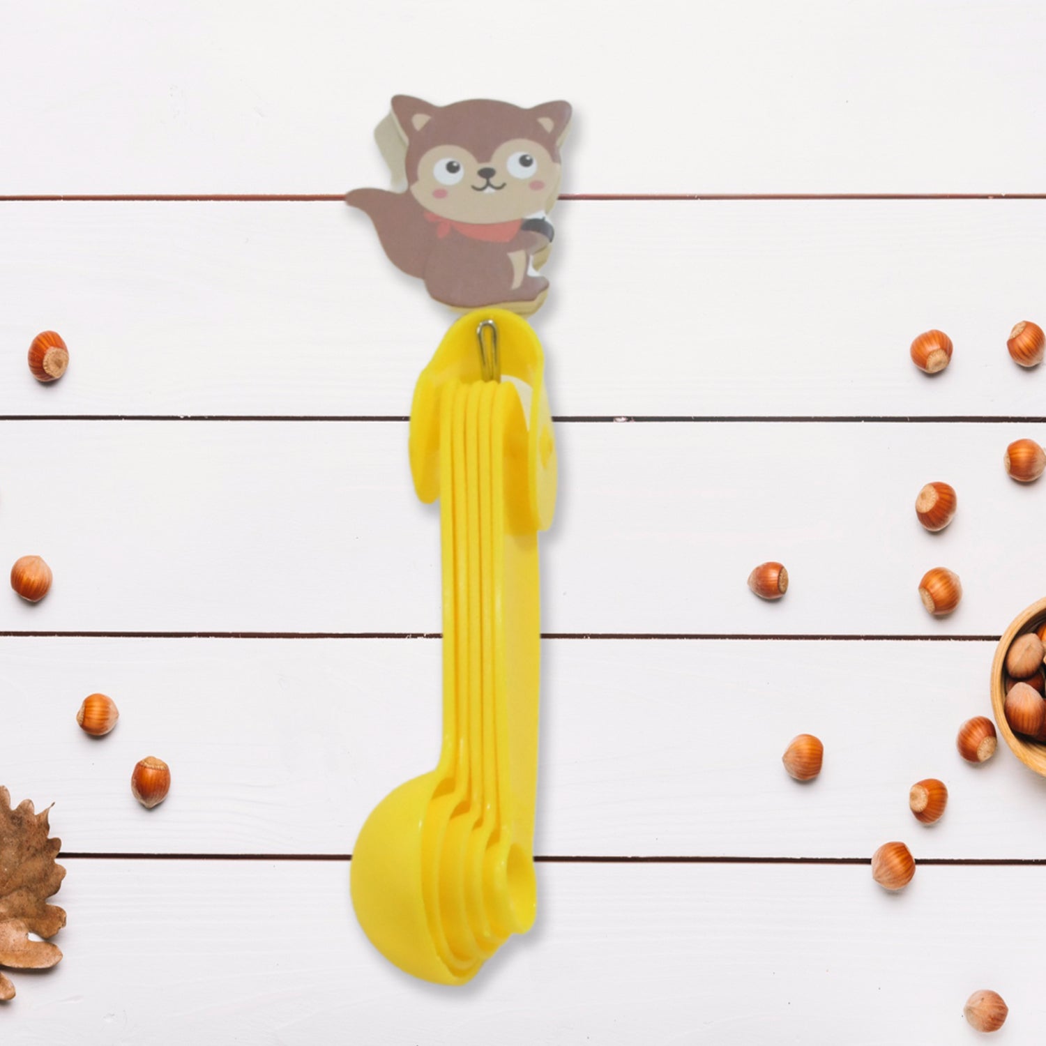 Clearly marked capacities on each plastic measuring spoon.