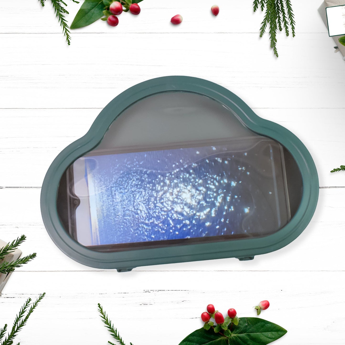 Detailed view of the transparent front cover of the waterproof phone holder.