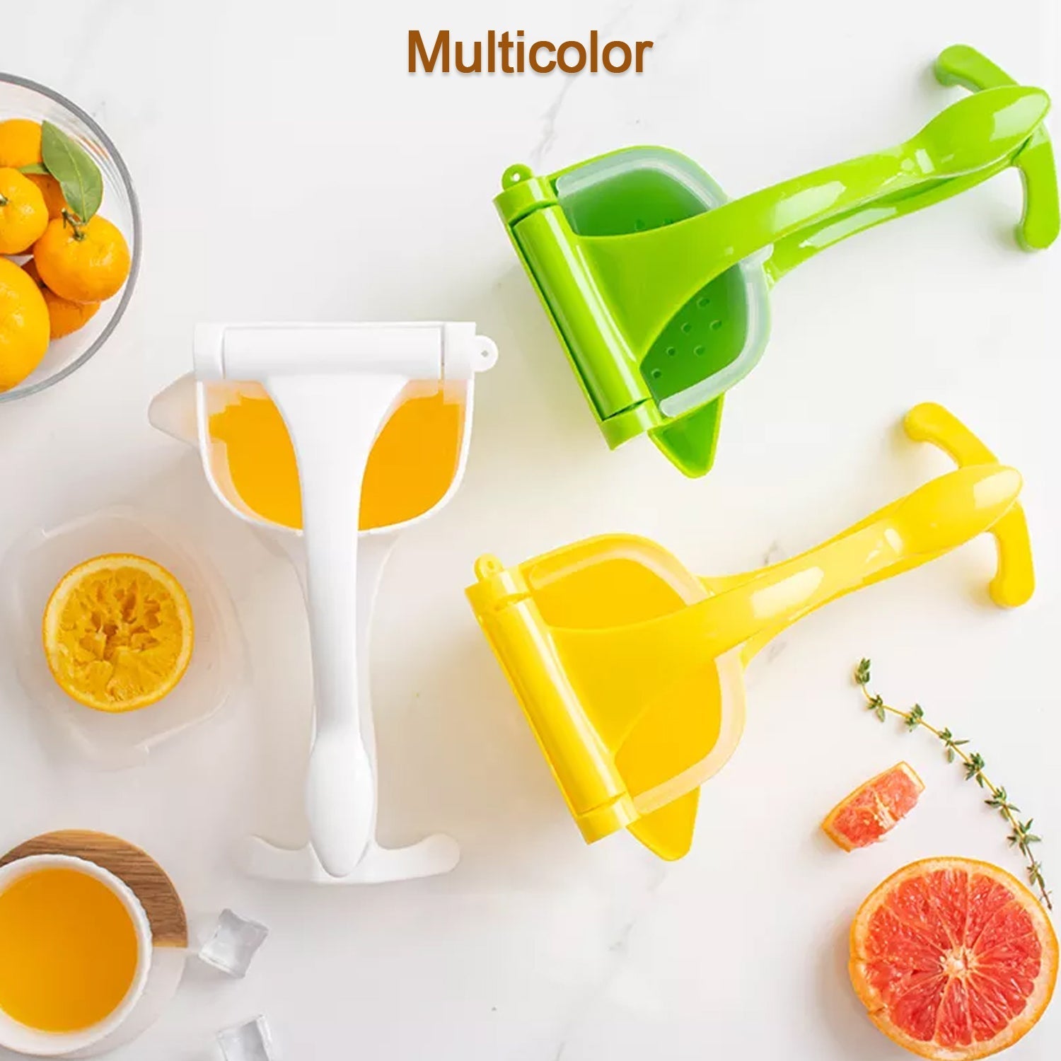 Compact size of the manual juice squeezer, ideal for any kitchen.