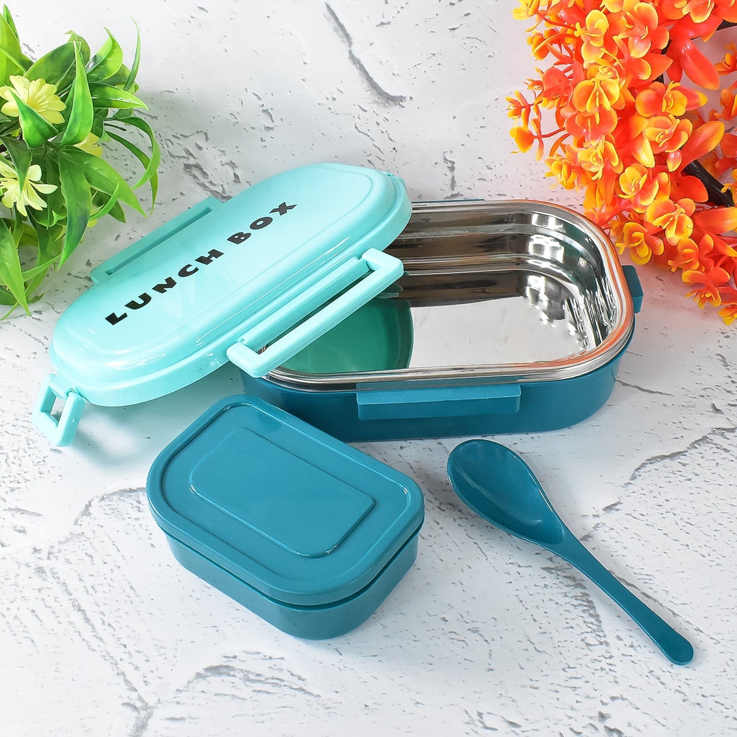Durable lunch box with plastic container and steel spoon included