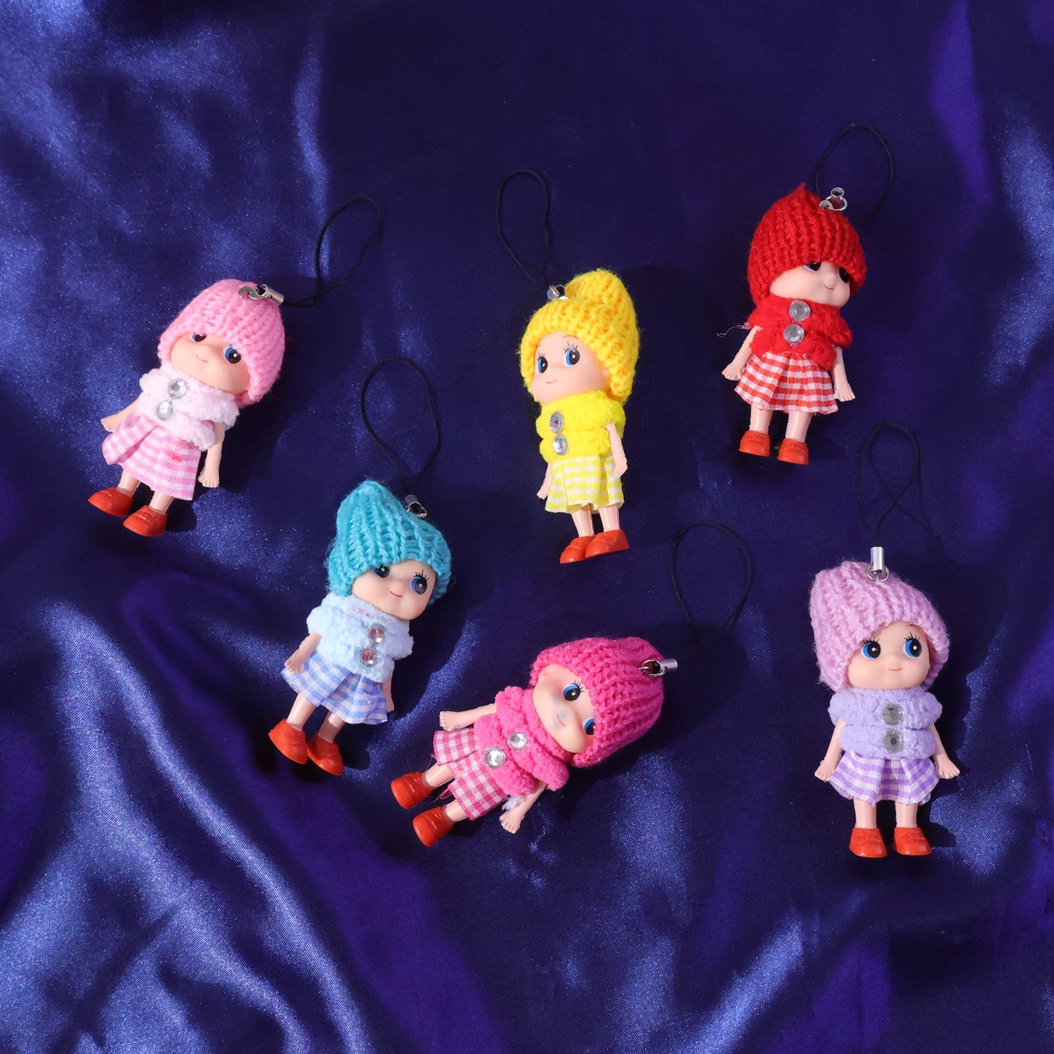 Kids cute mini doll key holder keychain set