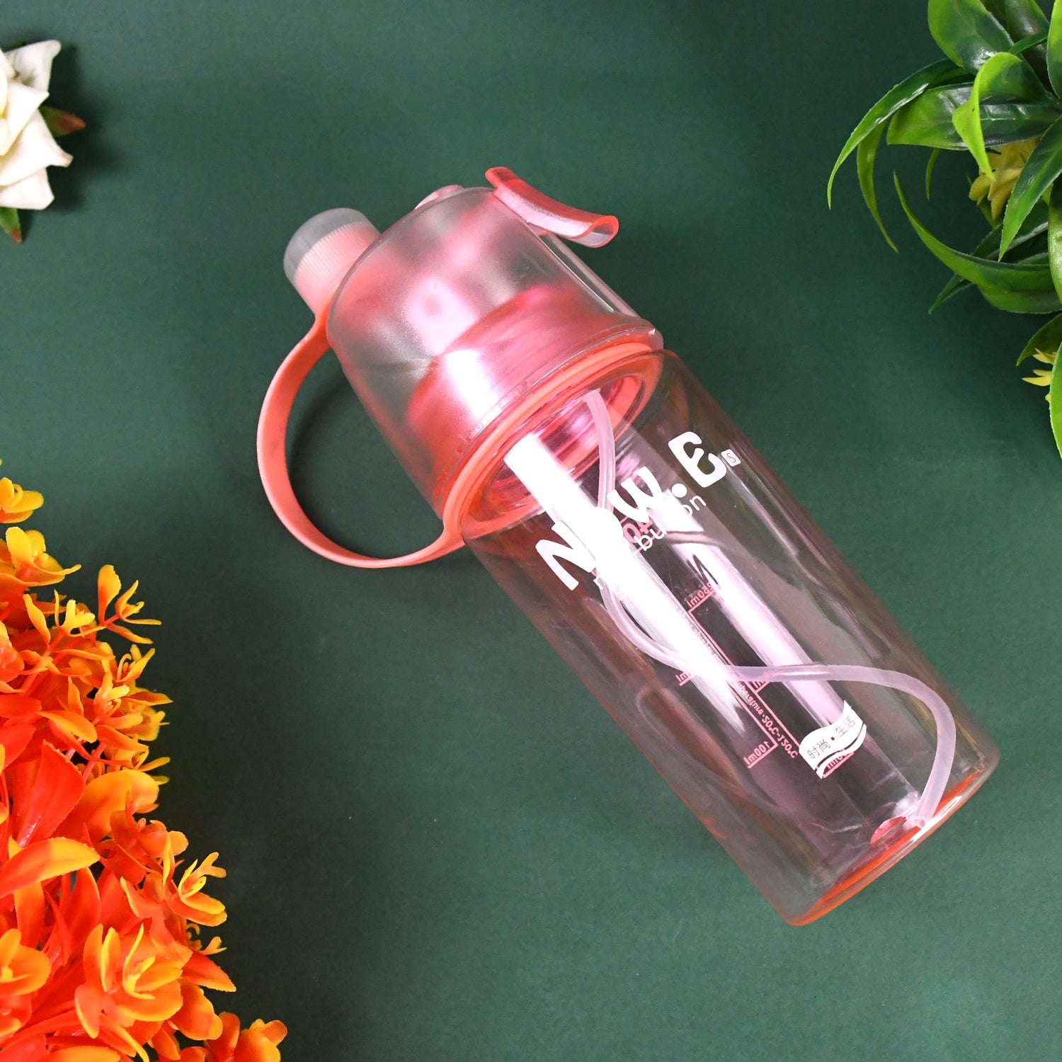 FreshSpray water bottle showing spray feature to cool down instantly