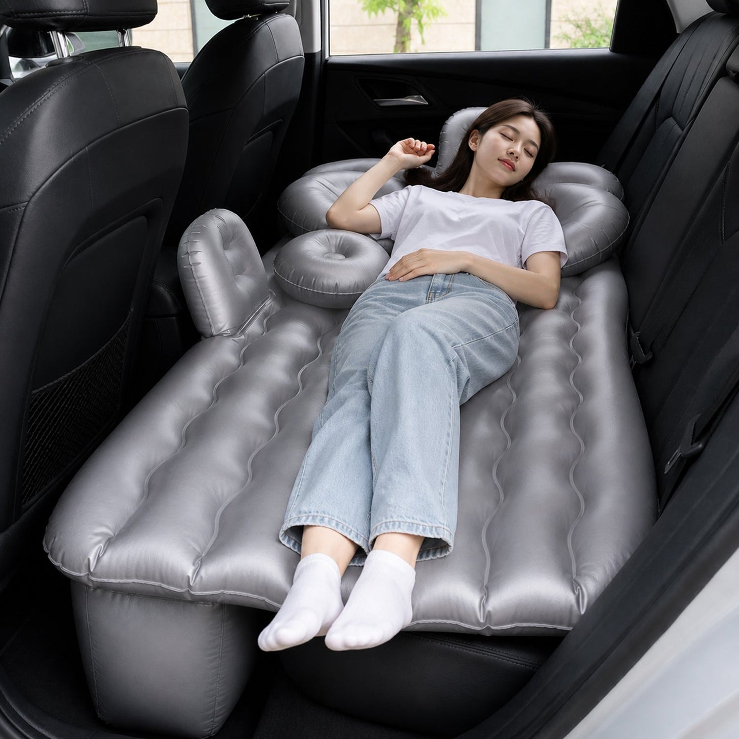 Inflatable back seat mattress for cars