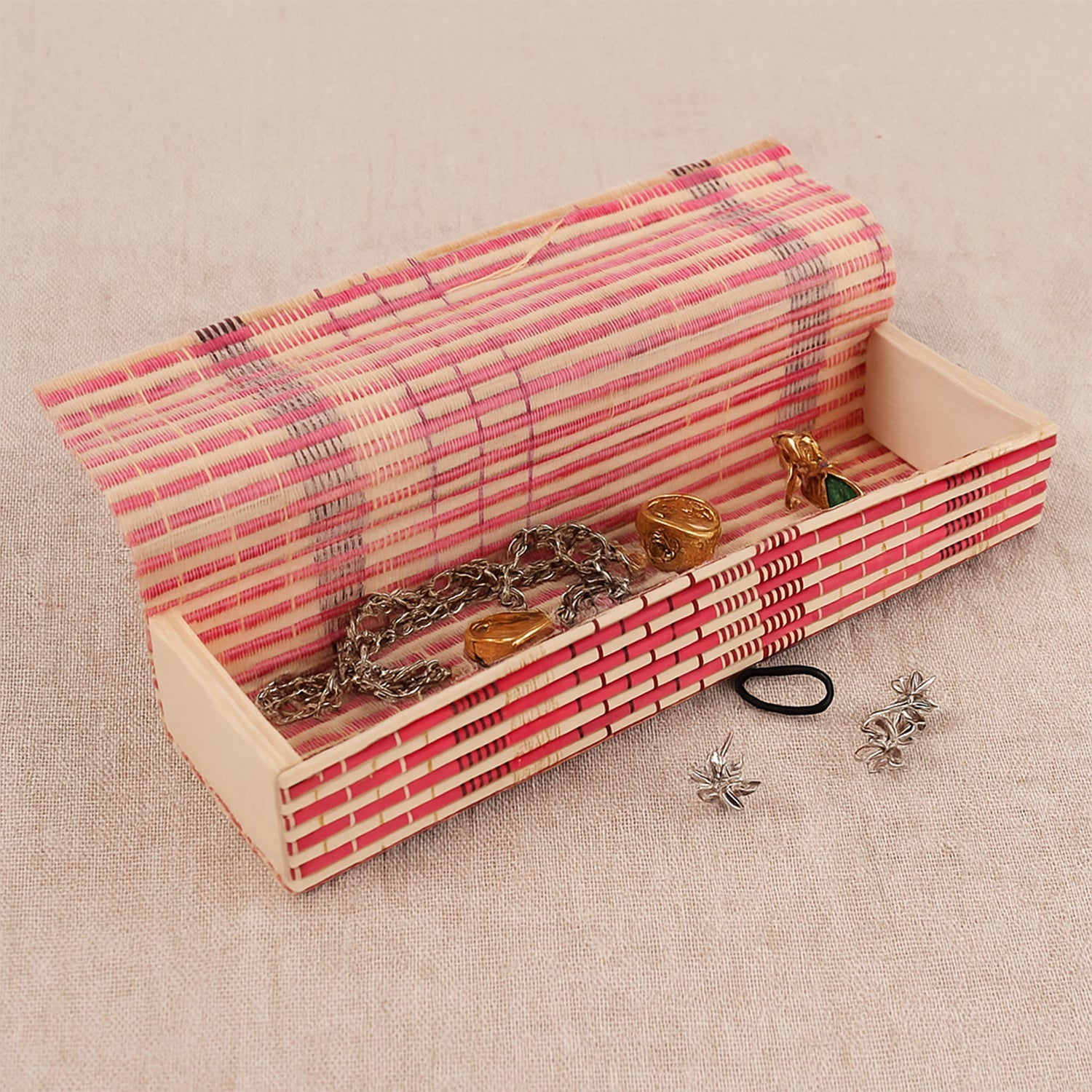 Compact bamboo mat desktop organizer for stationery and makeup
