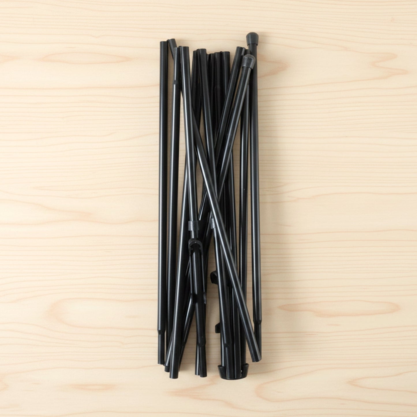 Collapsible metal art display stand designed for indoor and outdoor use