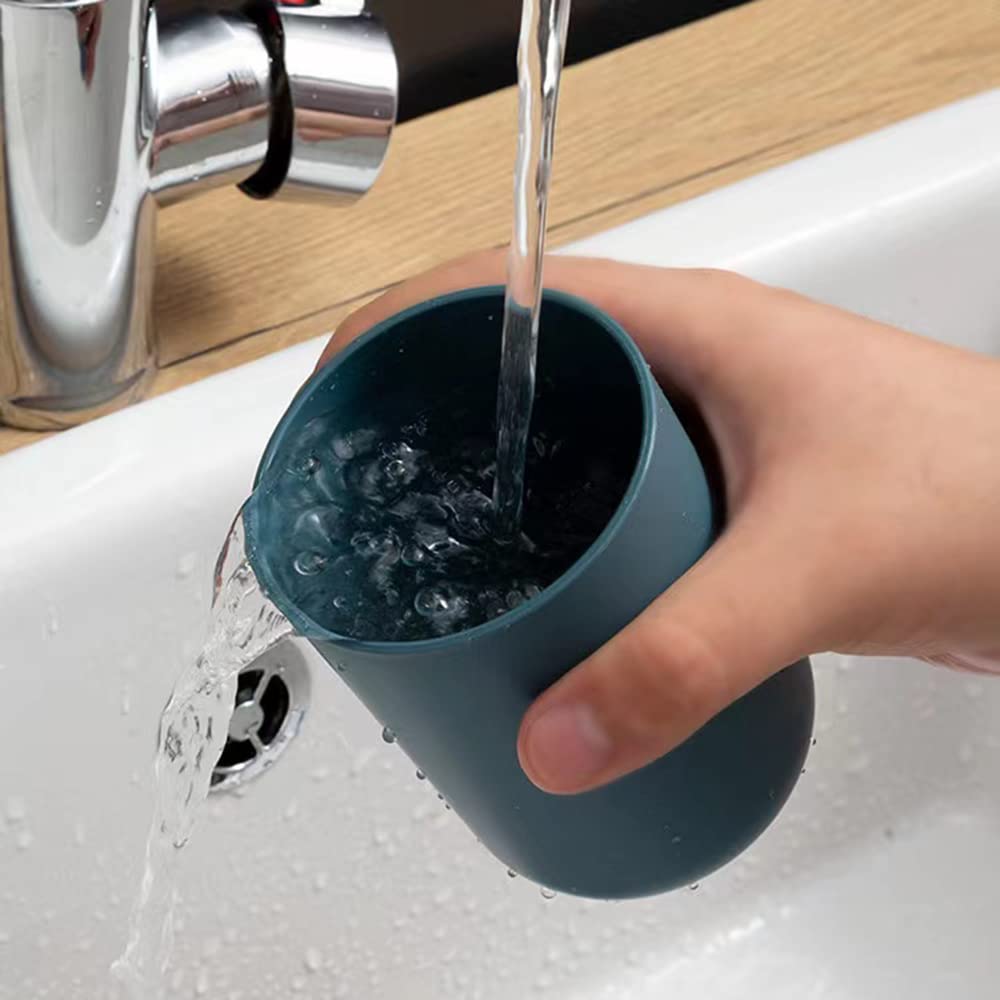 Family bathroom organizer with two cups and multiple toothbrush slots, ideal for space-saving solutions.