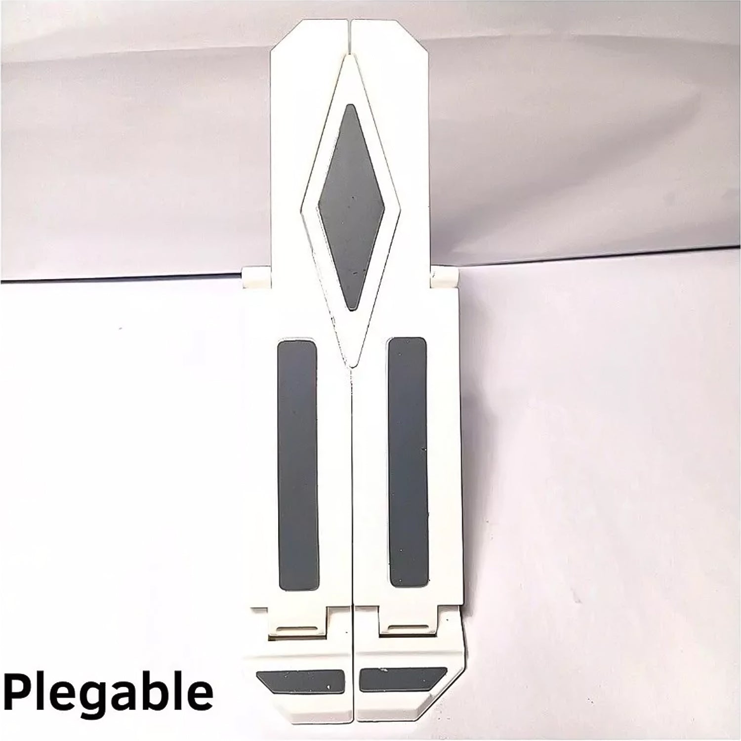 Close-up of the anti-slip silicone pads on the versatile phone bracket.