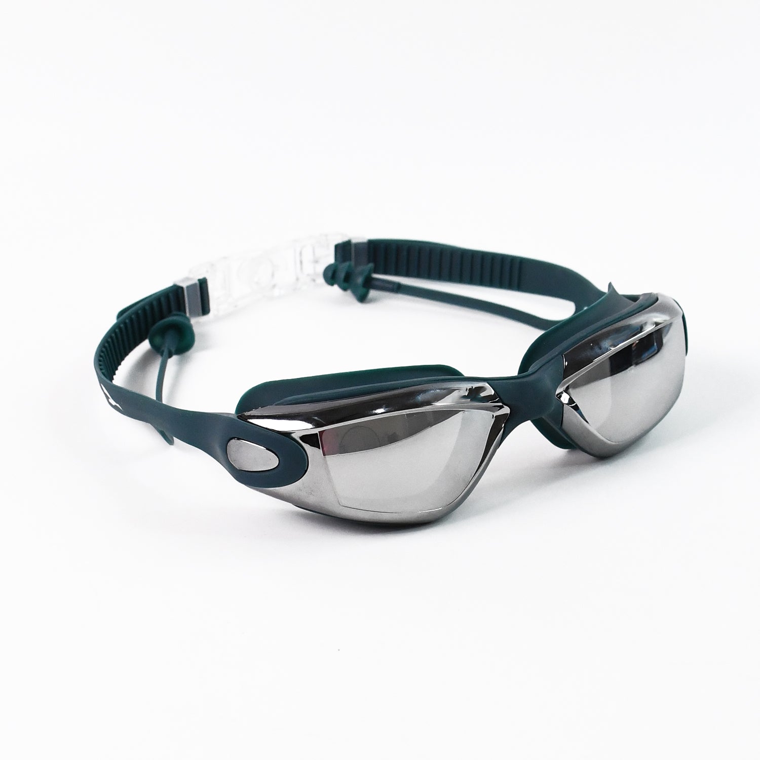 Wide-angle curved mirrored lenses on anti-fog swimming goggles