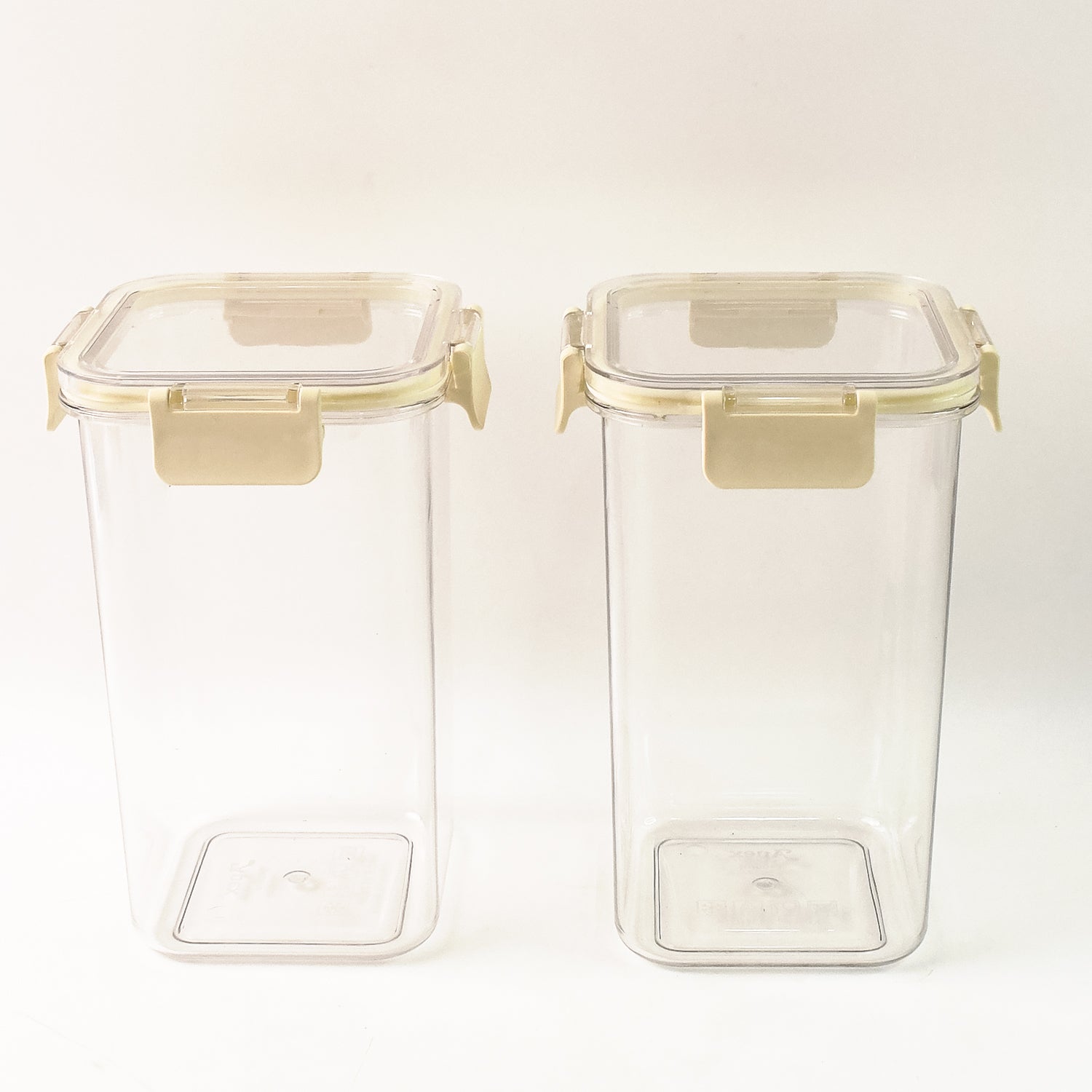 Multipurpose dry airtight storage container set from Apex