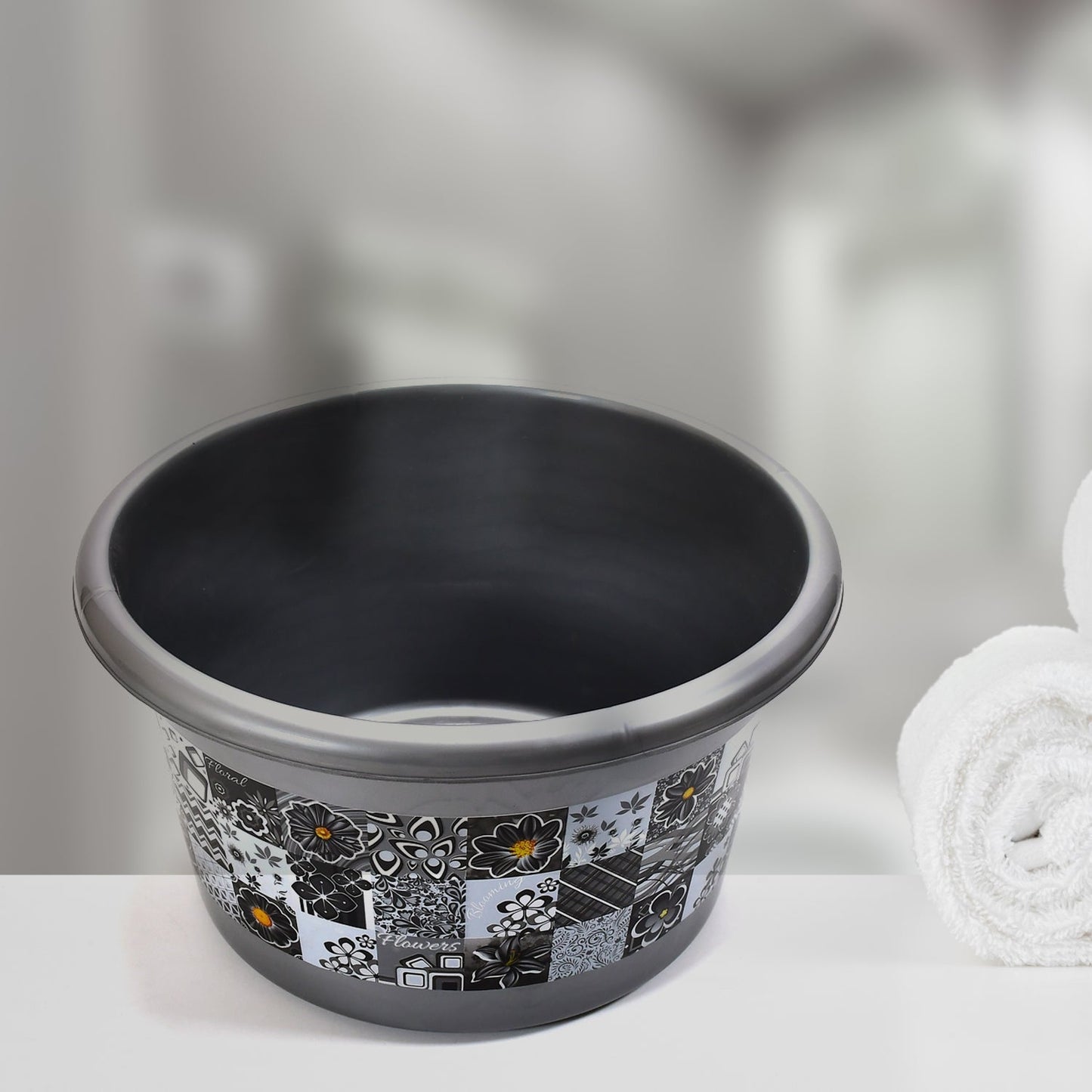 Stylish 7-piece plastic bathroom set displayed, highlighting its floral design and practical items.