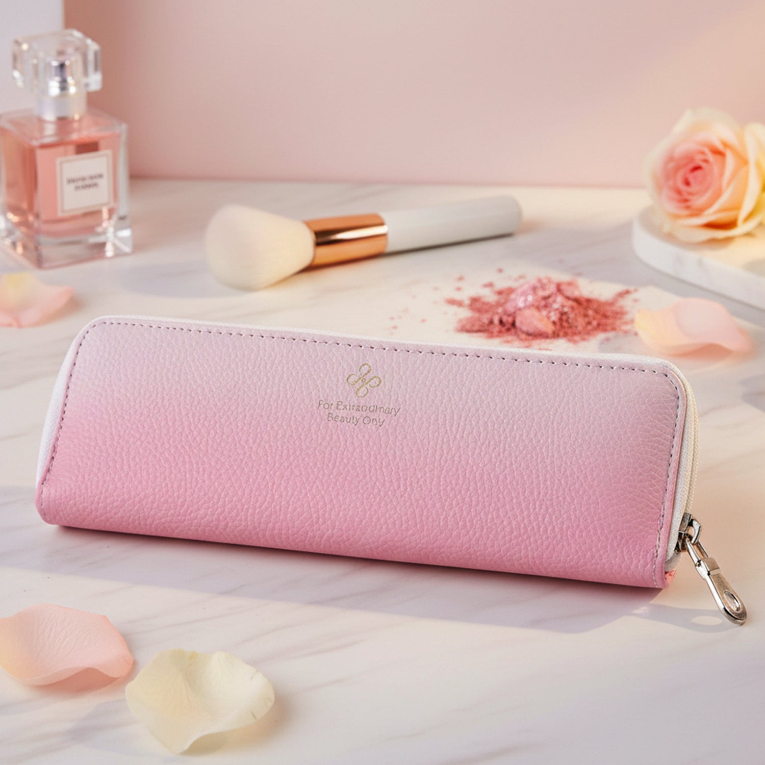 Portable travel makeup brush storage case pouch