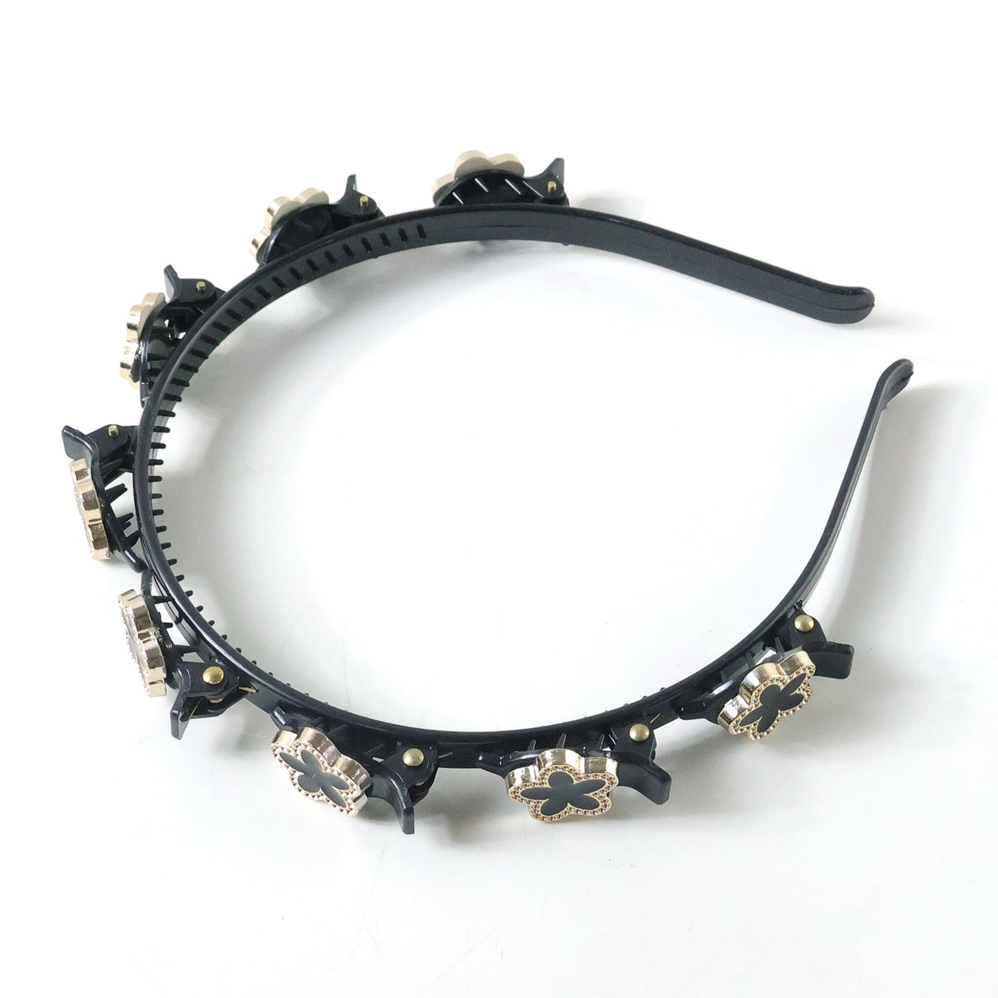 Trendy embroidered floral headband suitable for parties and daily wear
