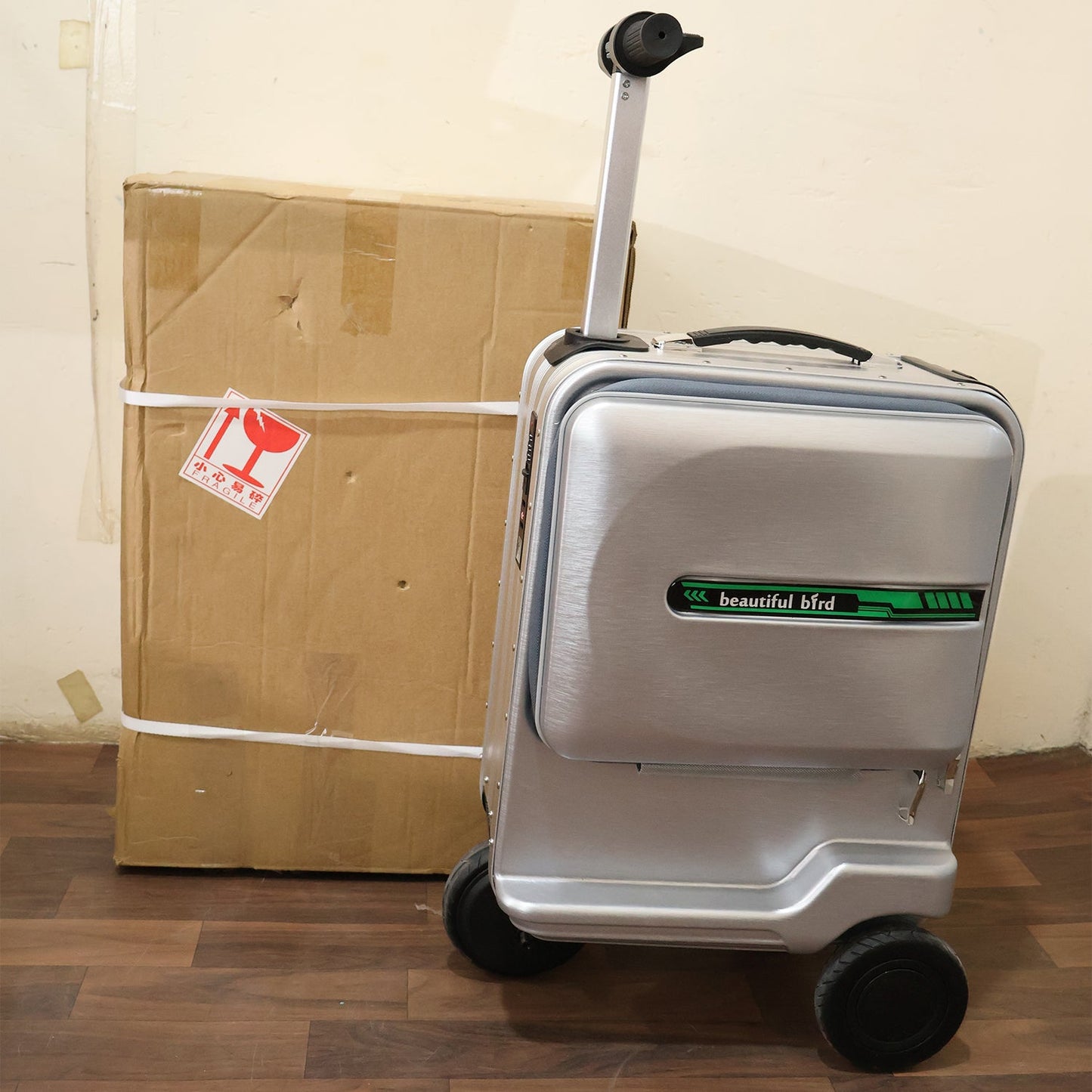Scooter style travel trolley bag for short trips
