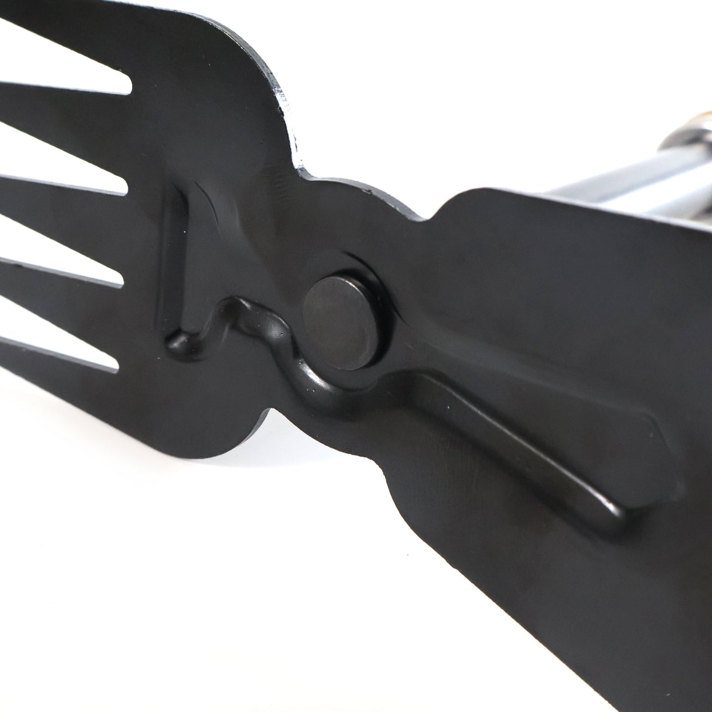 Gardening tool set used for loosening and cultivating soil