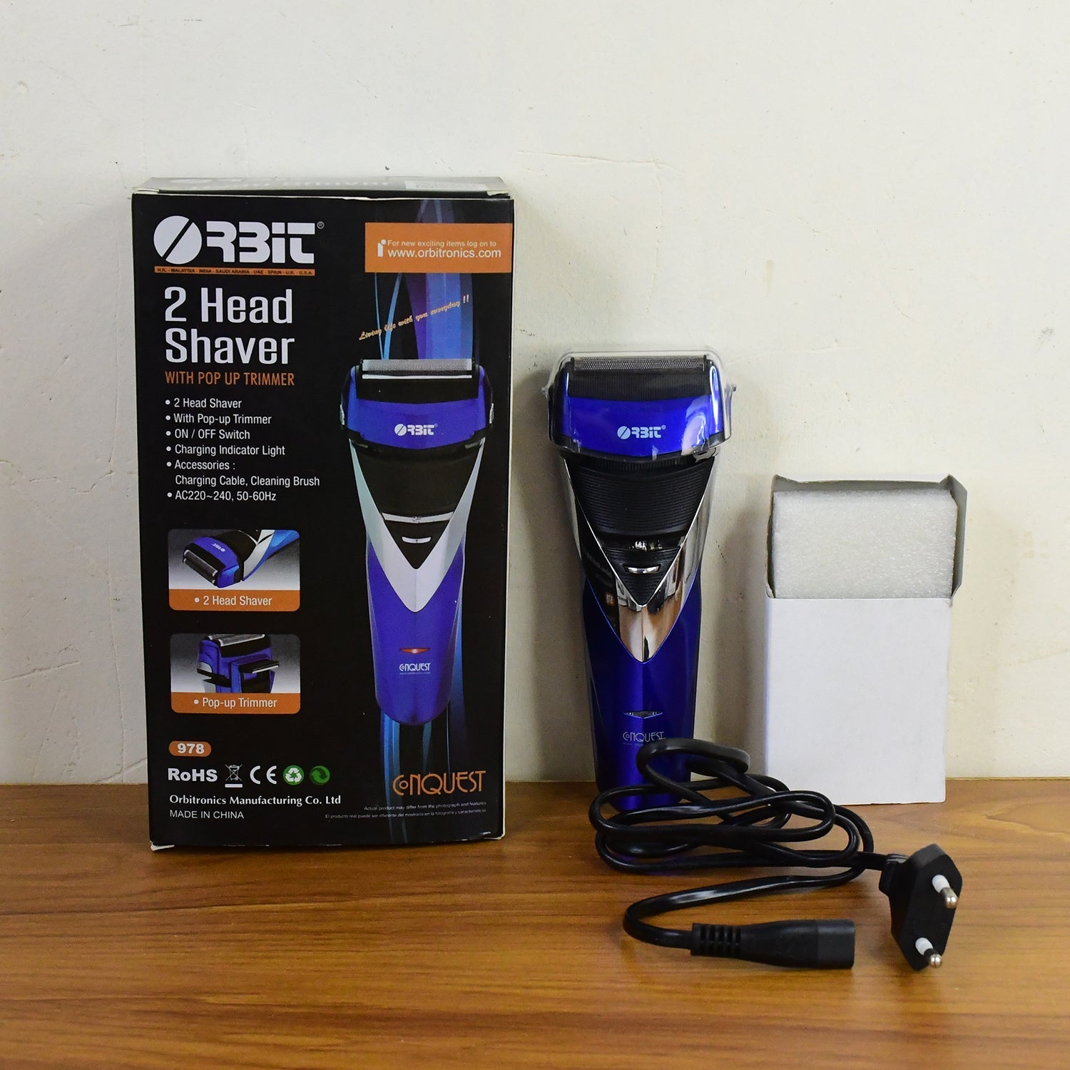 Orbit rechargeable electric foil shaver with accessories and charging stand