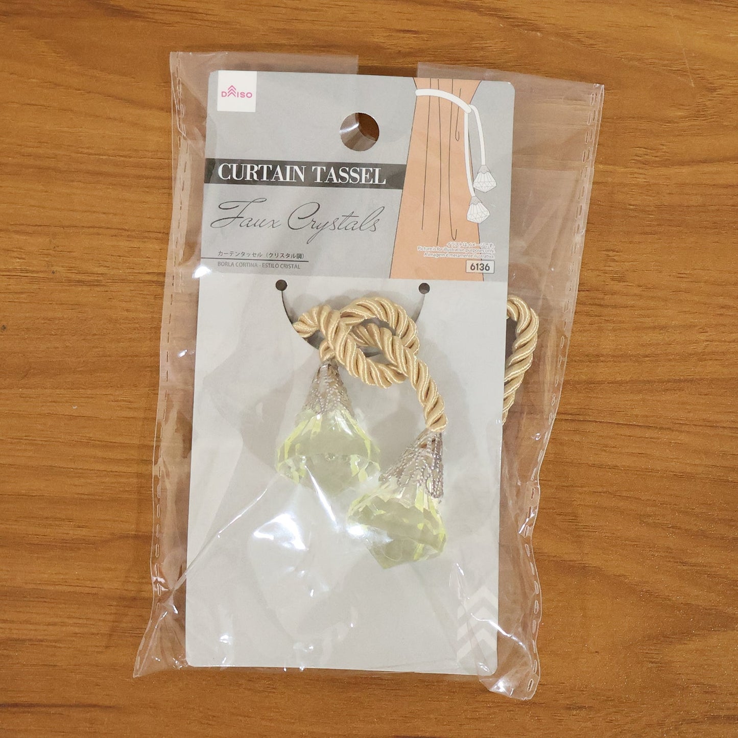 Home decor curtain holder with twisted rope and crystal accents