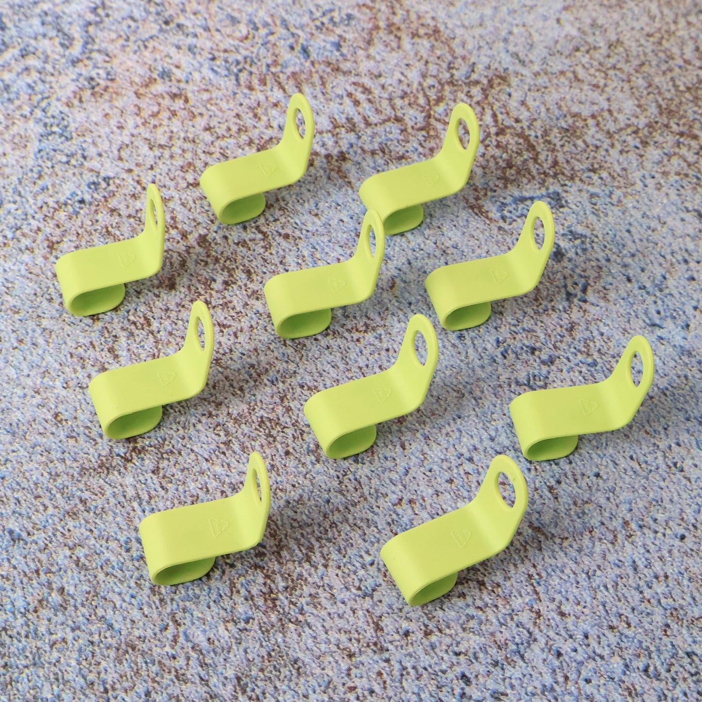 Interlocking design detail of plastic multipurpose hanger hooks