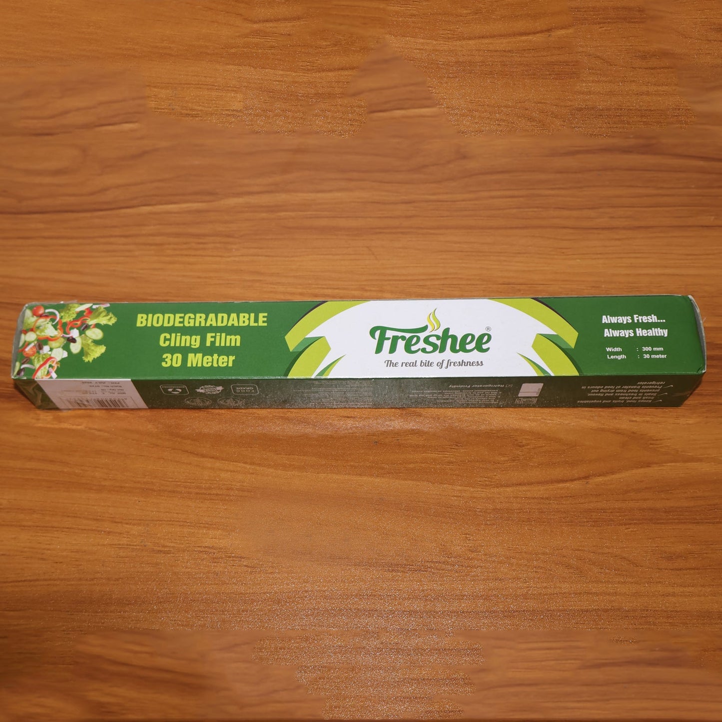 Stretchable biodegradable cling film roll ideal for multiple kitchen uses