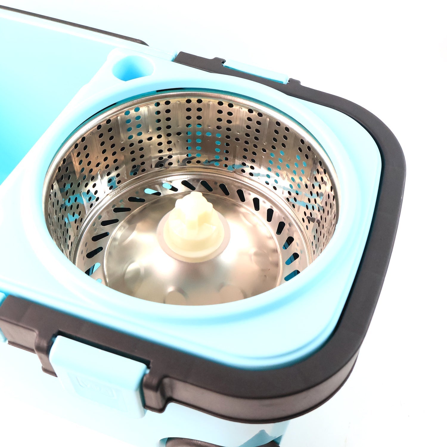 neutral image showing spin mop set parts