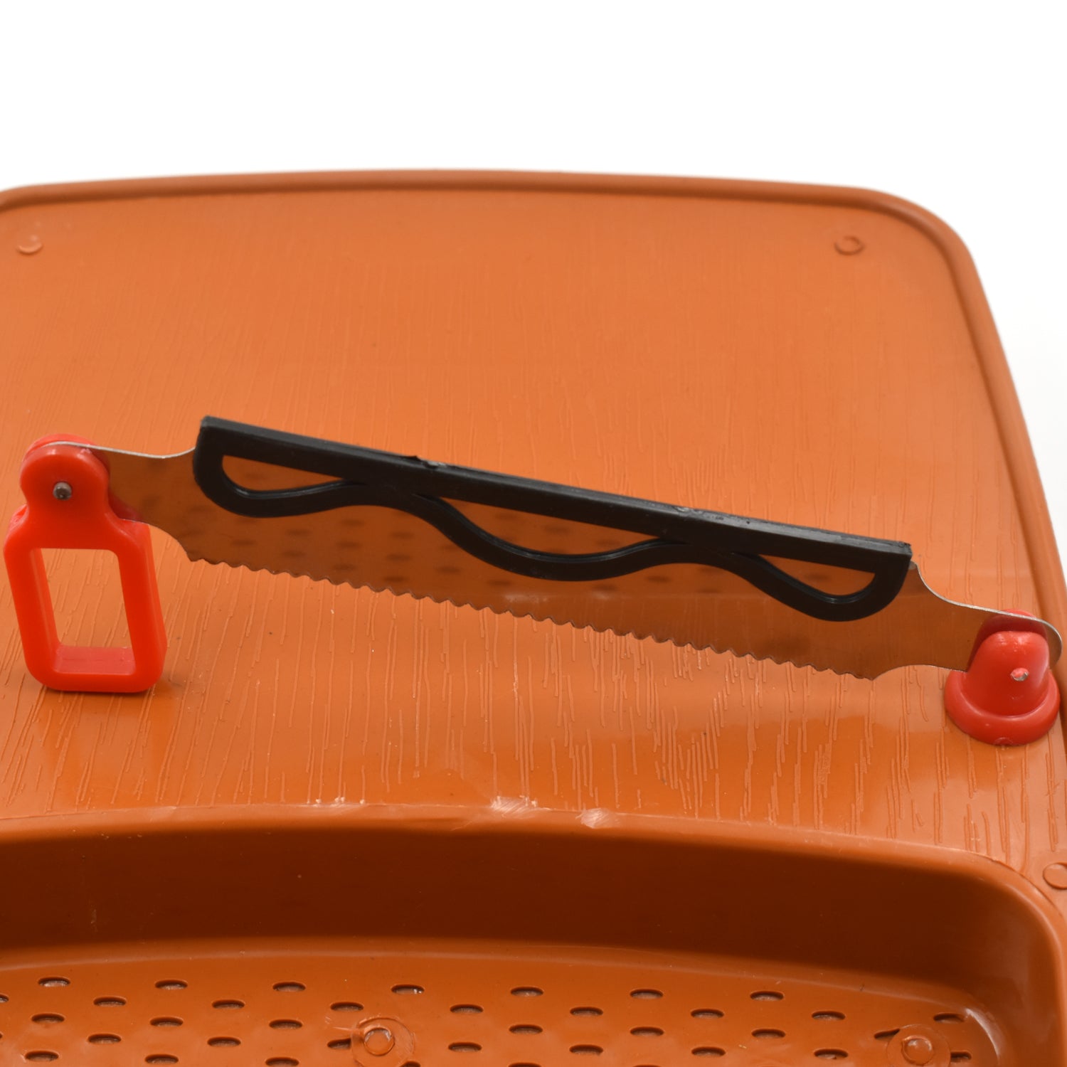 Streamline your cooking with this Cut & Wash Box, ideal for quick fruit and vegetable prep.
