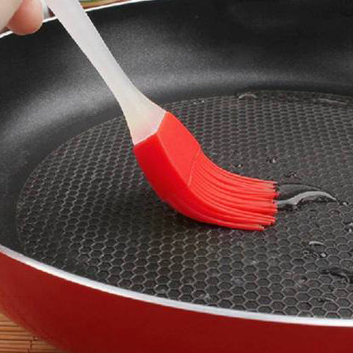 Flexible head of a silicone decorating spatula, perfect for delicate tasks.