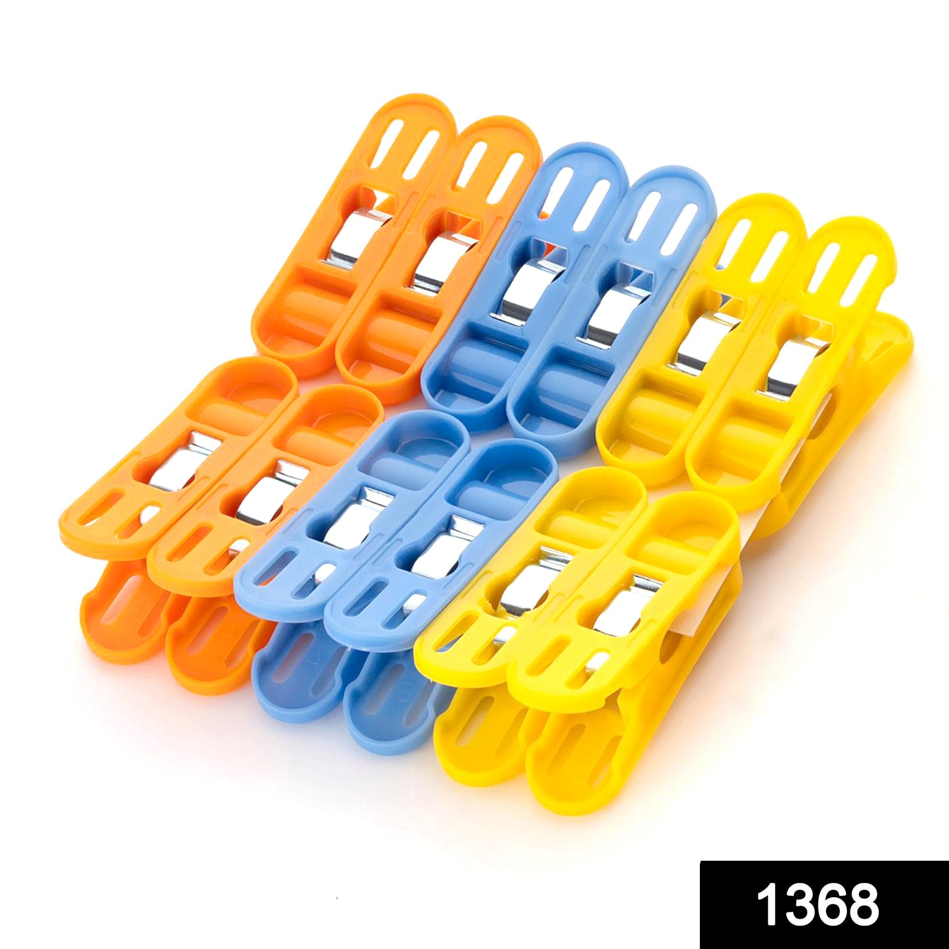 Pack of 12 light plastic clothes drying clips from BathNova.