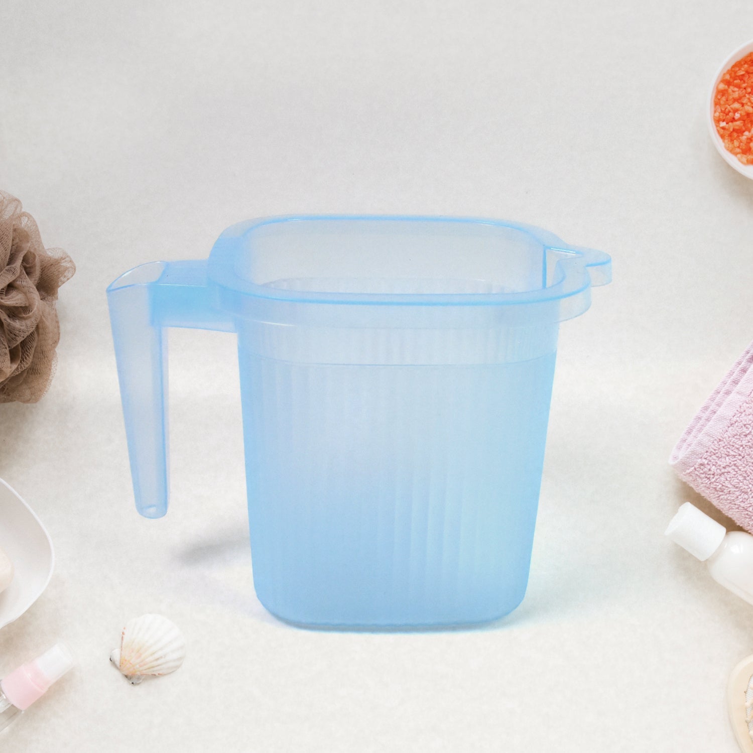Detail of the ergonomic handle and smooth finish on a multipurpose plastic mug from Bathora.