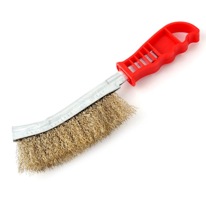 Front view of the sturdy stainless steel wire brush for effective cleaning.