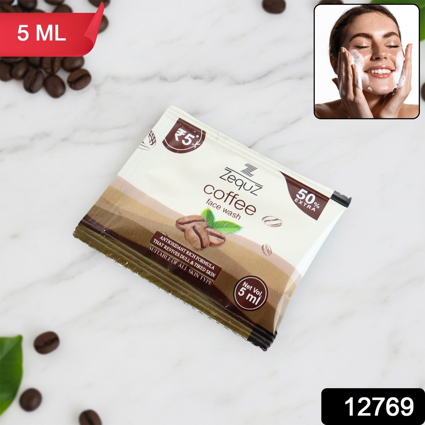 Gentle skin cleanser with coffee essence in sachet form