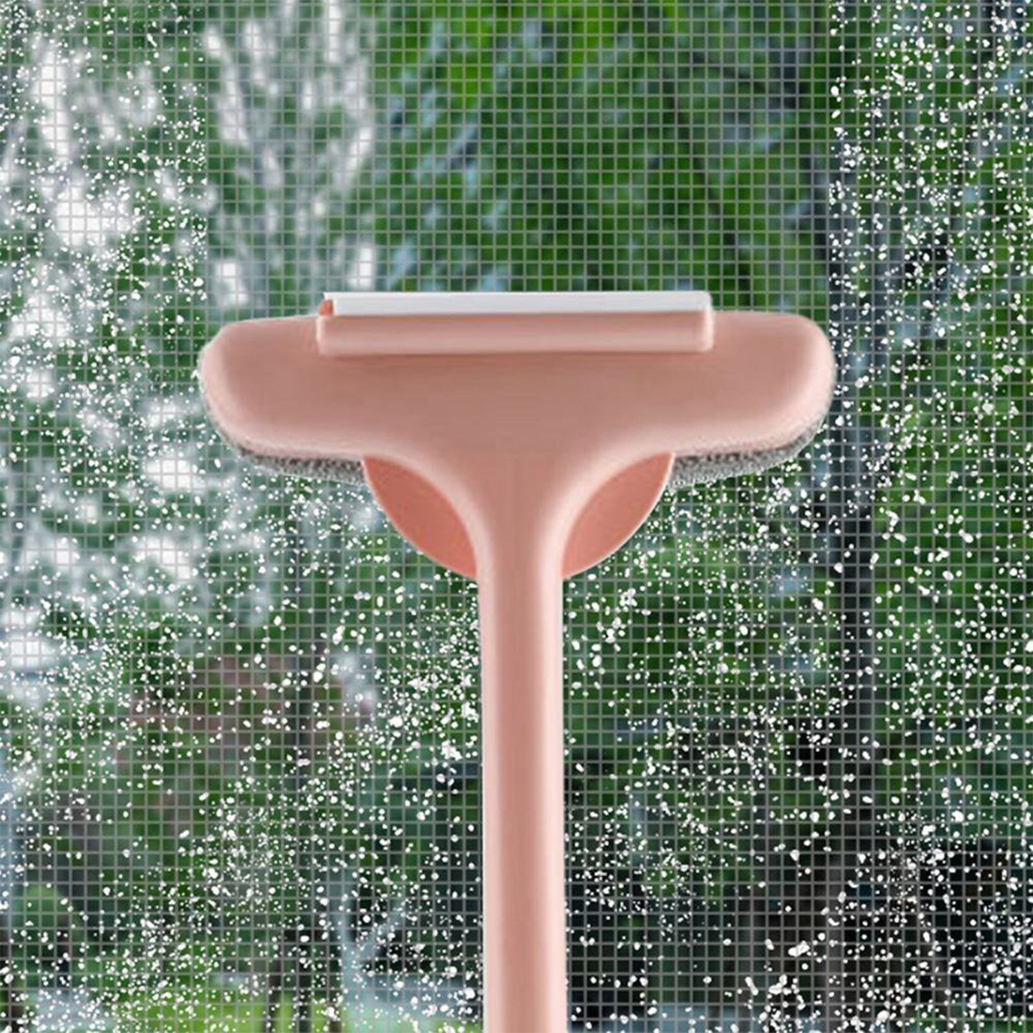 Detail shot of the ergonomic handle of the Mesh Cleaning Brush, designed for comfortable grip.