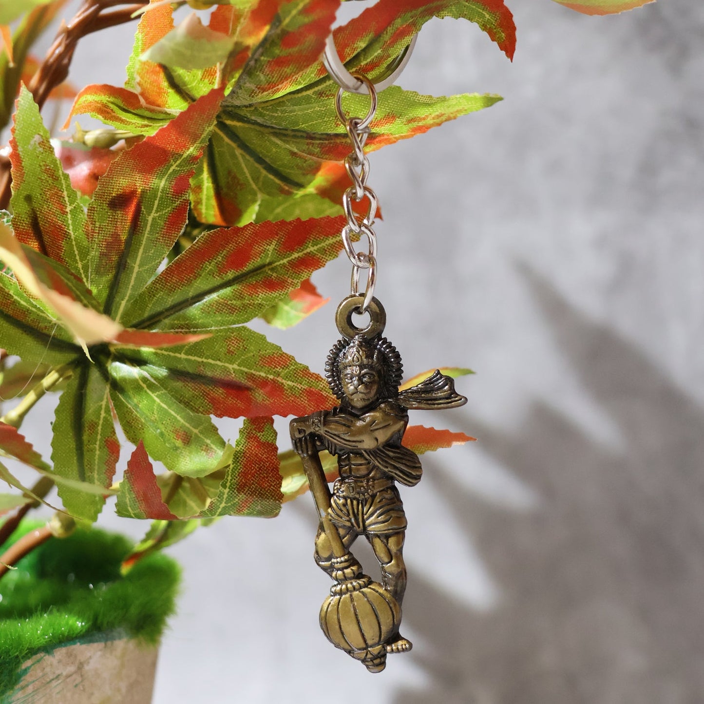 Hanuman metal keychain offering faithful style for car and house keys