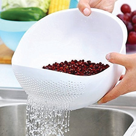 Versatile plastic rice bowl strainer, ideal for various kitchen preparations.