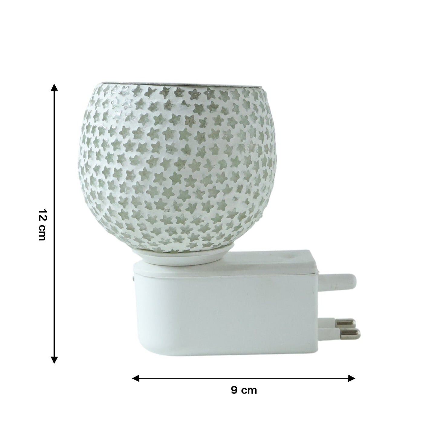 Glass aroma diffuser with star-cut glass design operating in wall outlet