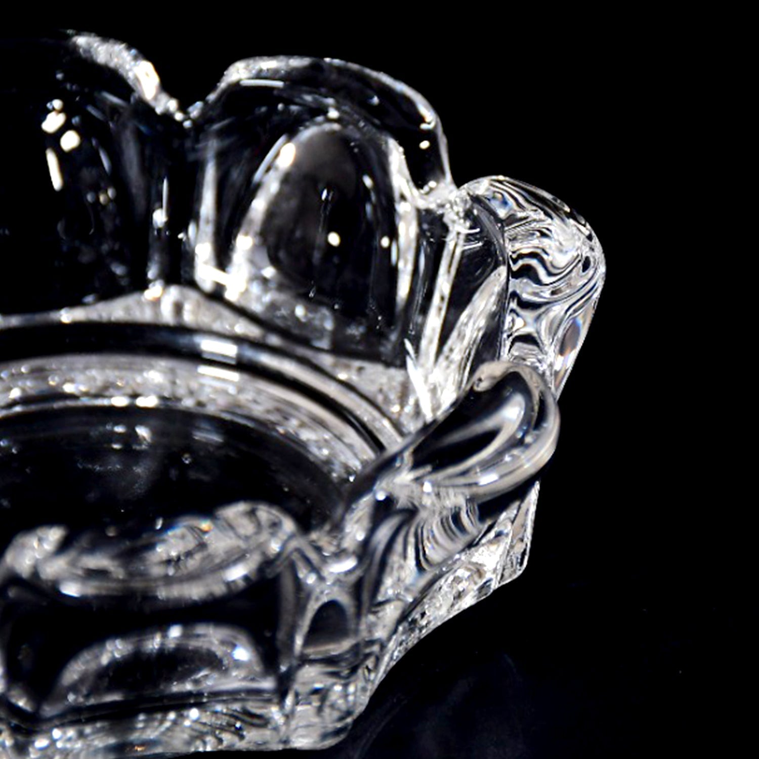Sanford cigar ashtray displayed on a table, ready for use in any sophisticated setting.