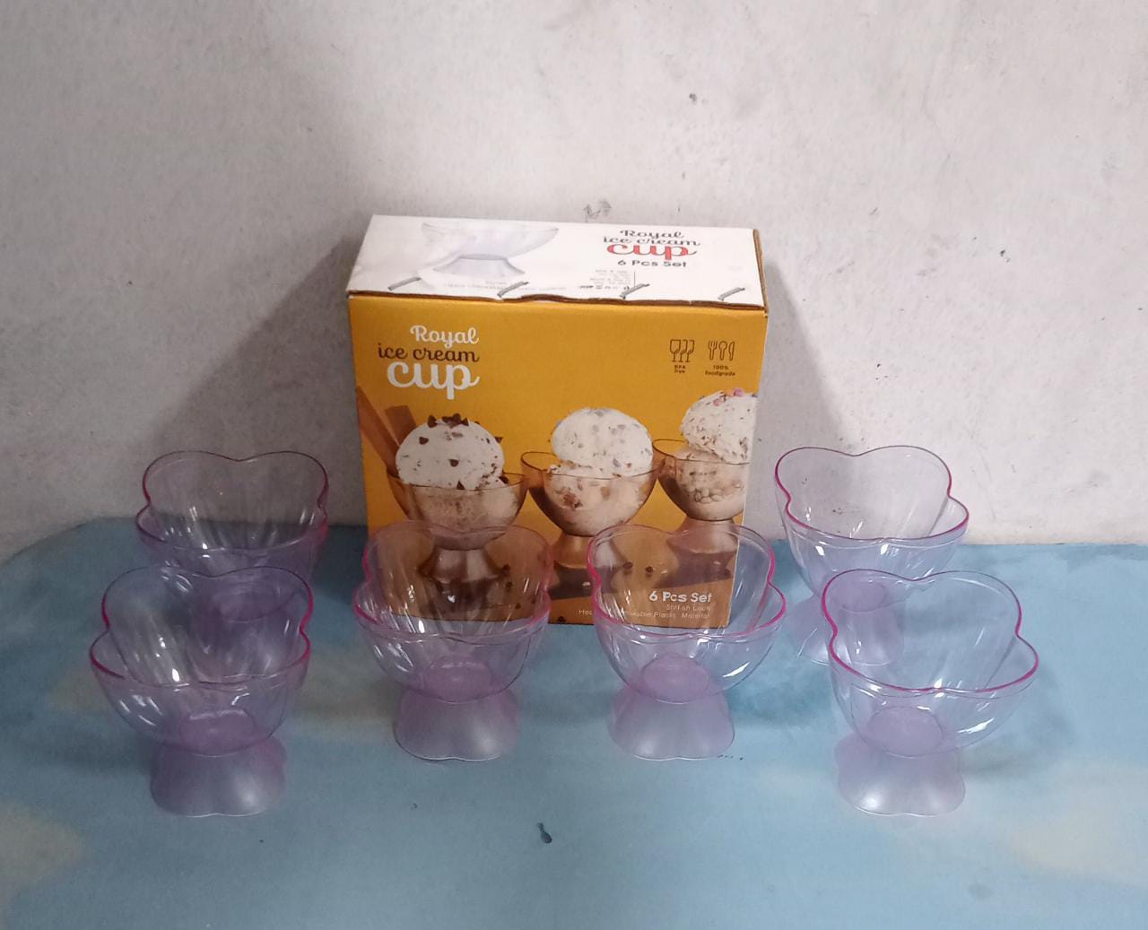 Complete 6-piece plastic dessert bowl set ready for a party.