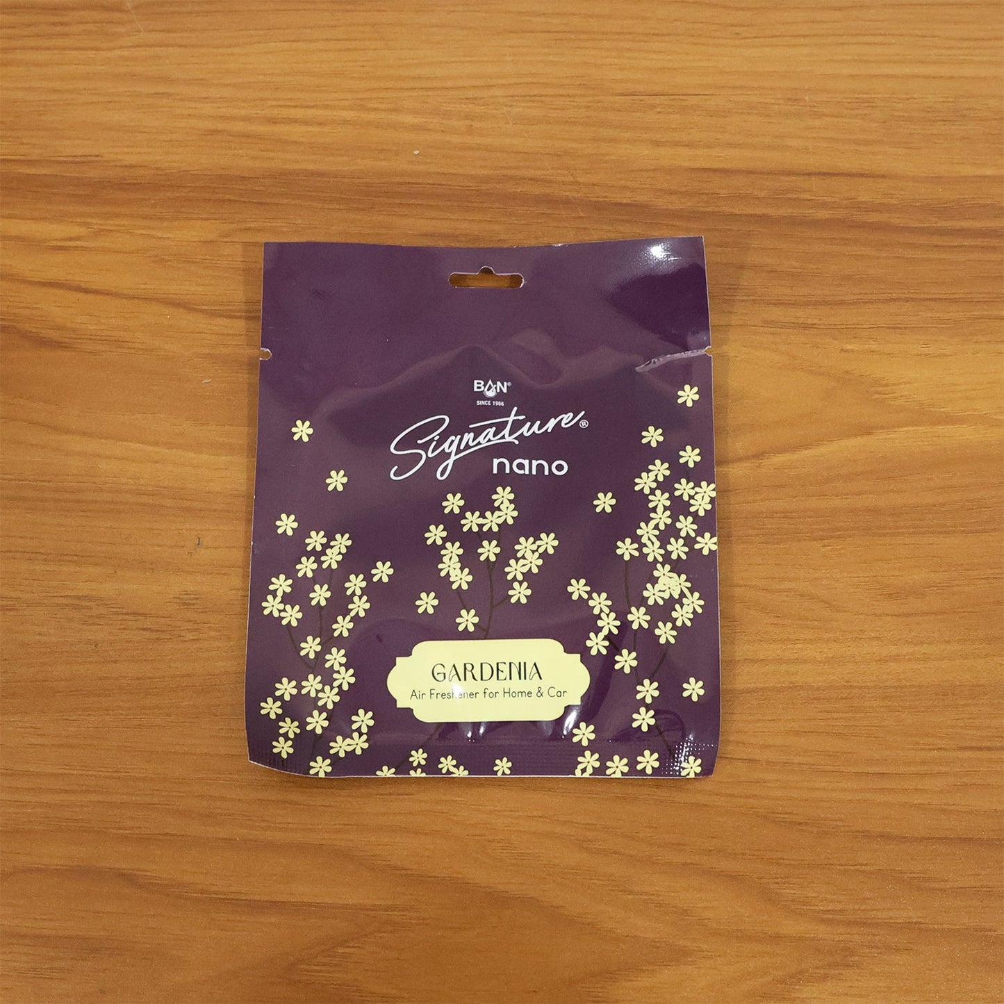 Multiple Gardenia air freshener sachets displayed for room and vehicle use.