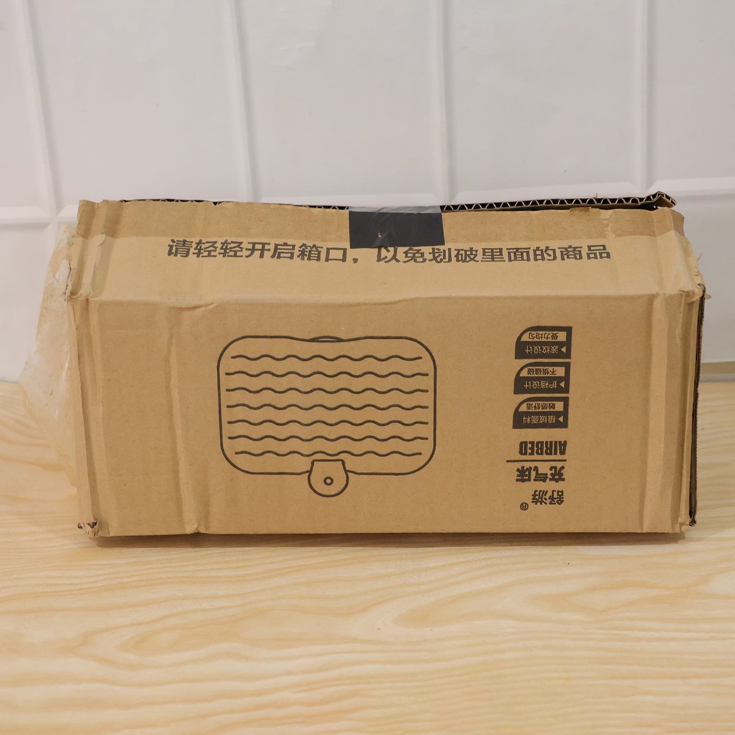 Additional views of inflatable car mattress with accessories