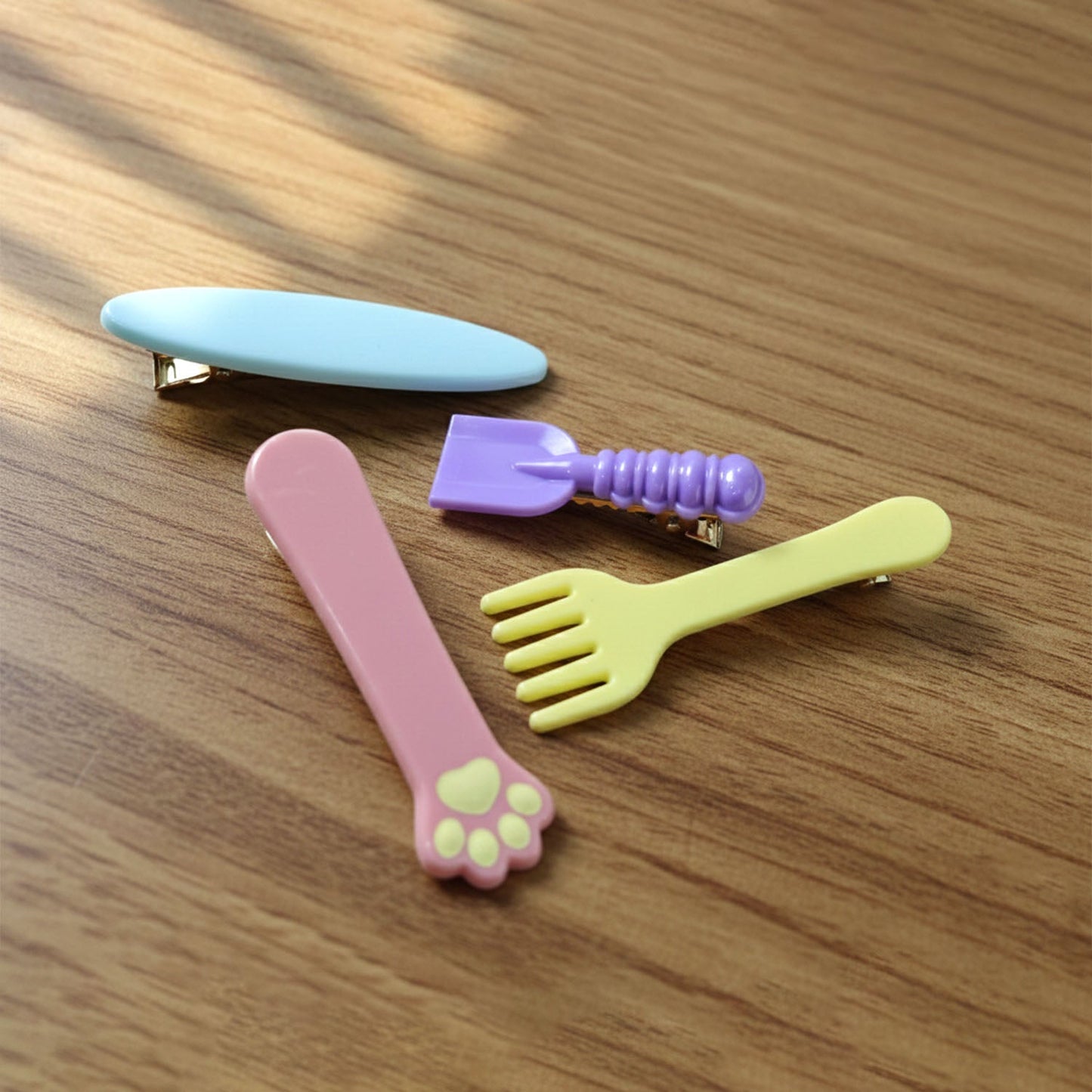 colorful fashion hair clip set with lightweight and durable design